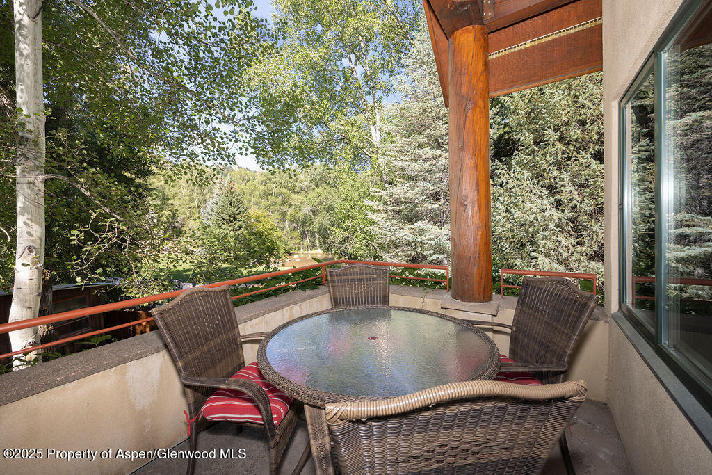 109 Neale Avenue Property Photo 9