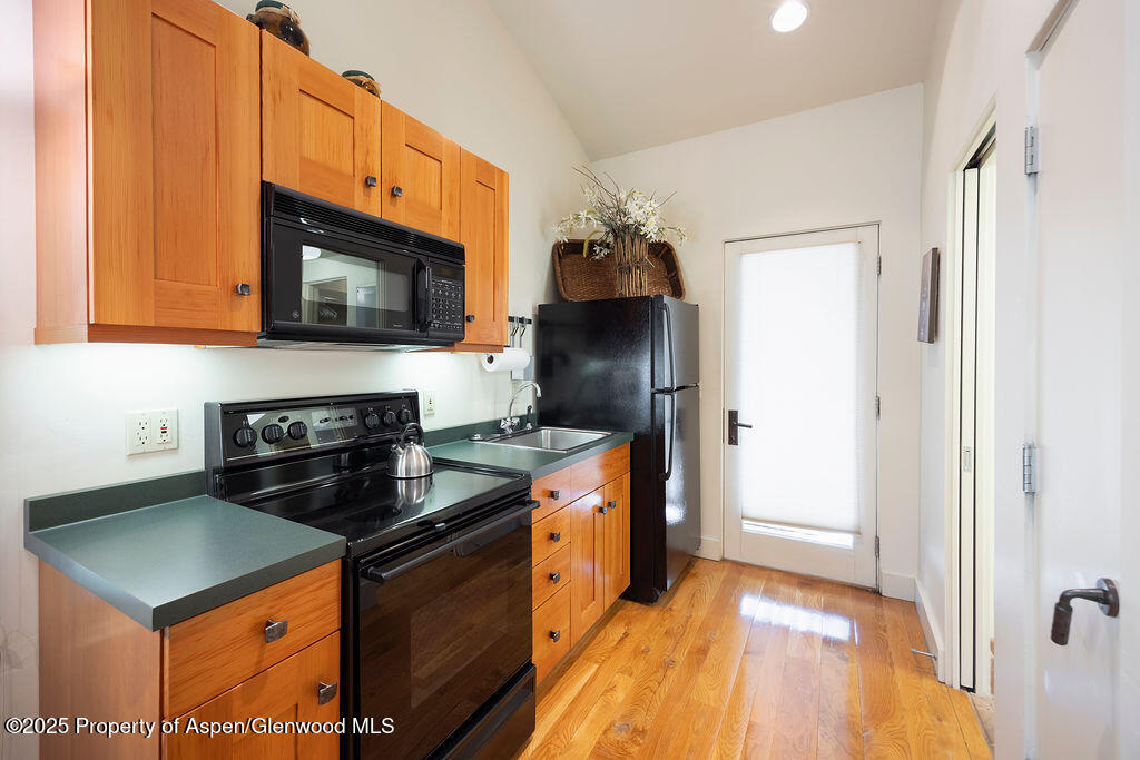 109 Neale Avenue Property Photo 13