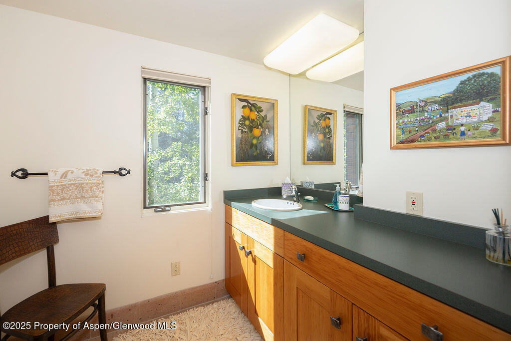 109 Neale Avenue Property Photo 14