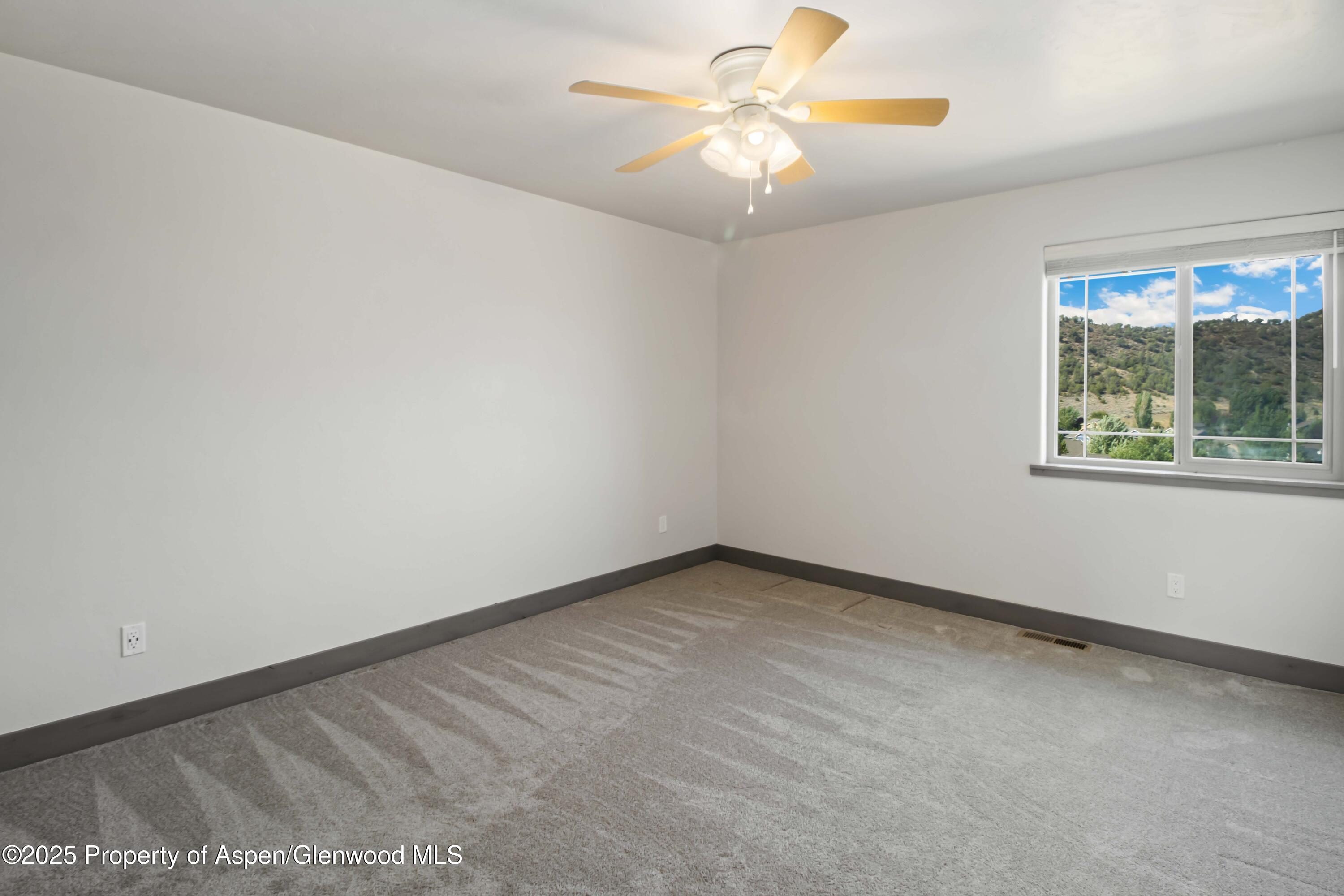 123 Redstone Drive Property Photo 28