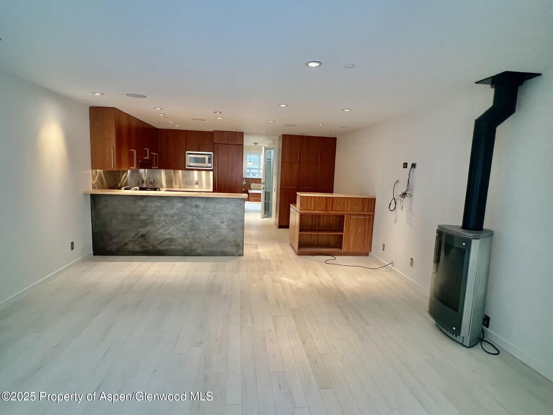 100 E Cooper Avenue, 2 Property Photo 4