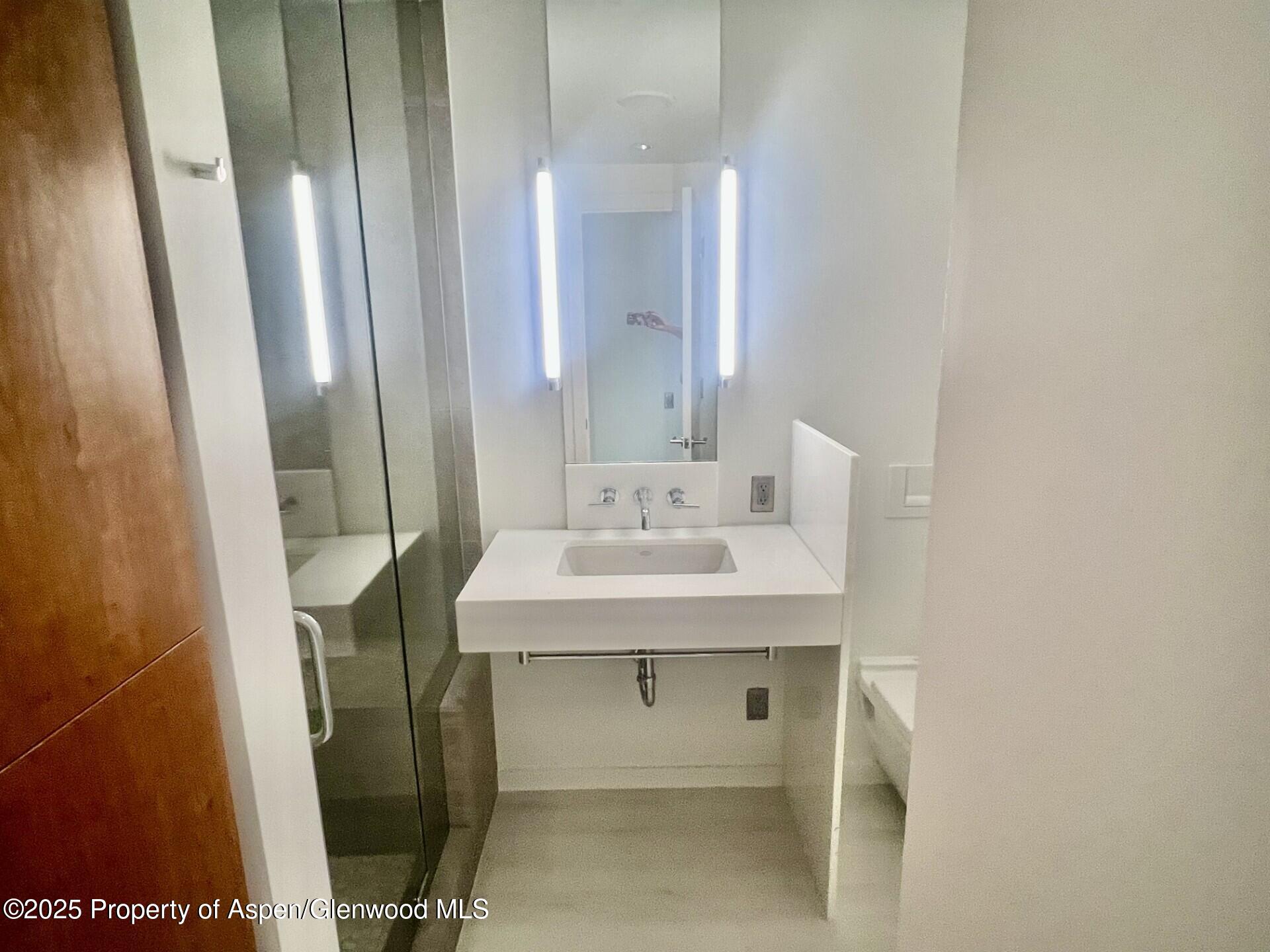 100 E Cooper Avenue, 2 Property Photo 5