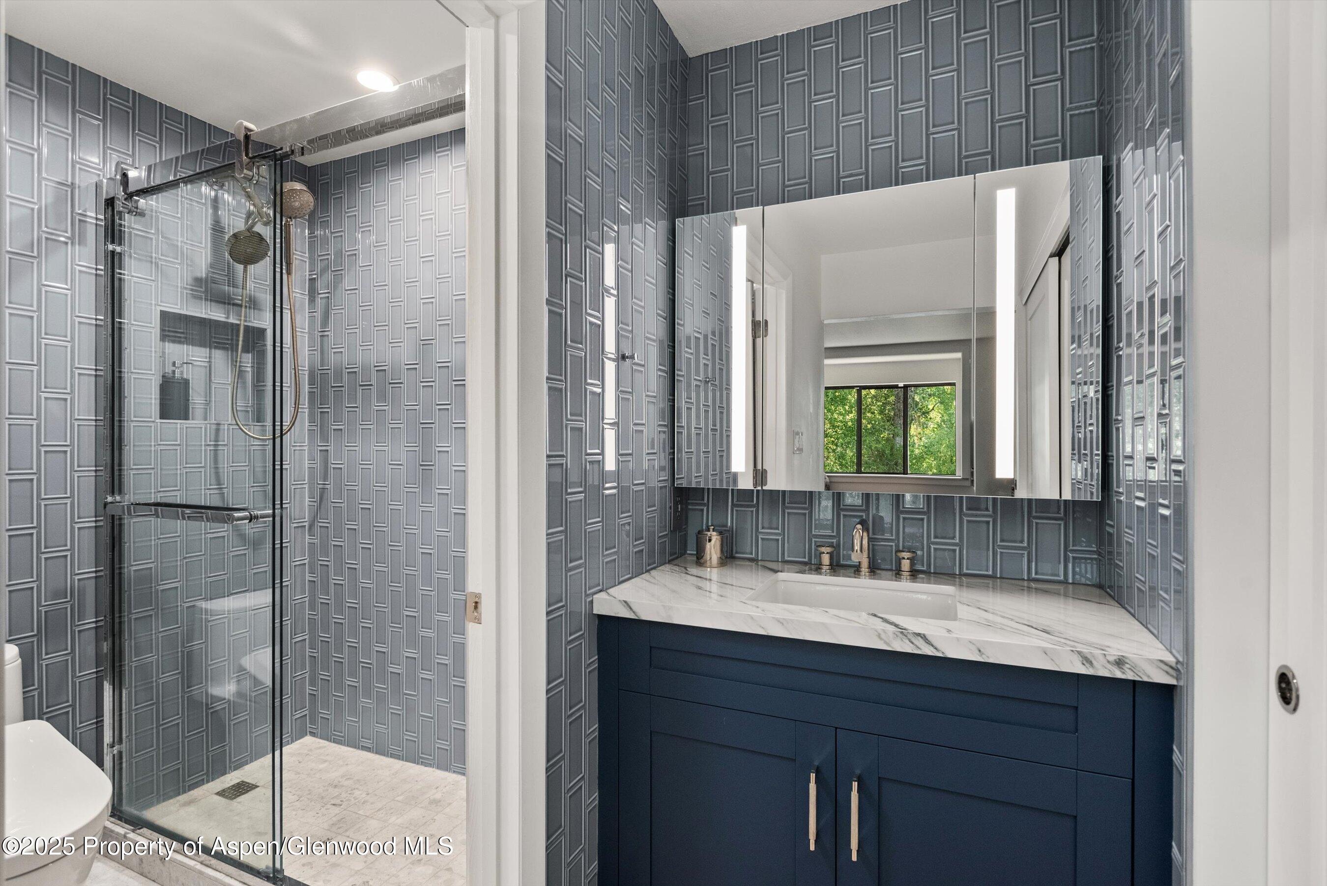 332 Vine Street Property Photo 9