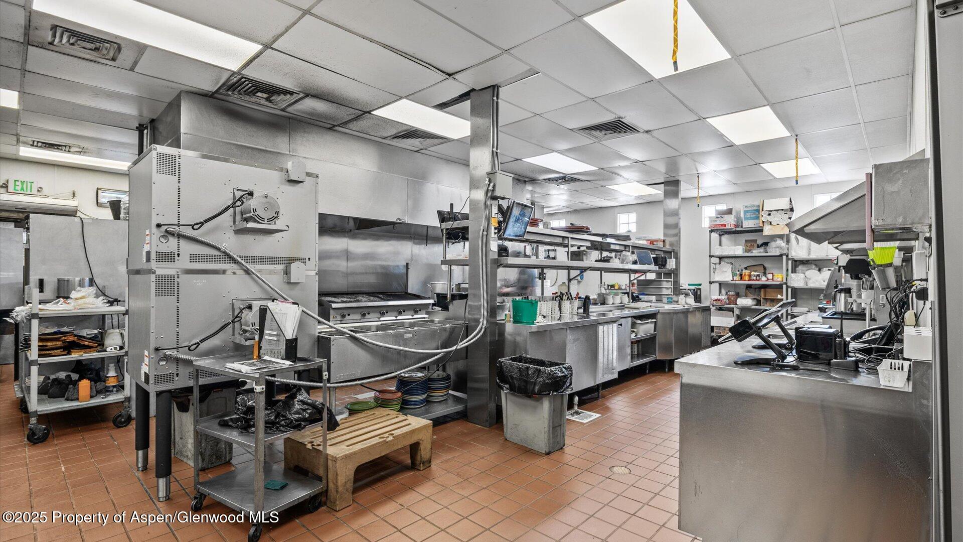 3245 I-70 Business Loop Property Photo 17