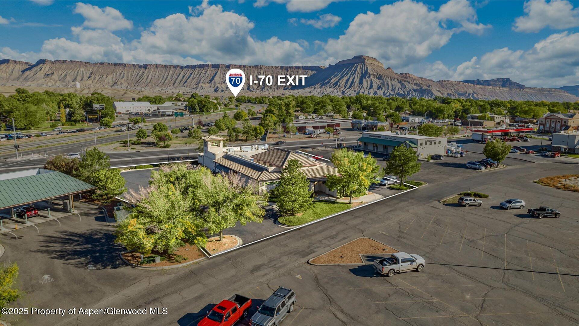 3245 I-70 Business Loop Property Photo 25