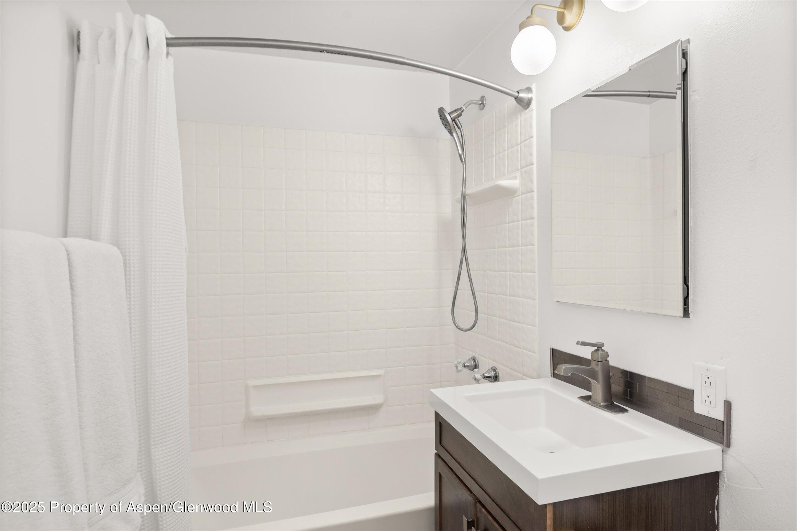 119 E Cooper Avenue 25 Property Photo 8