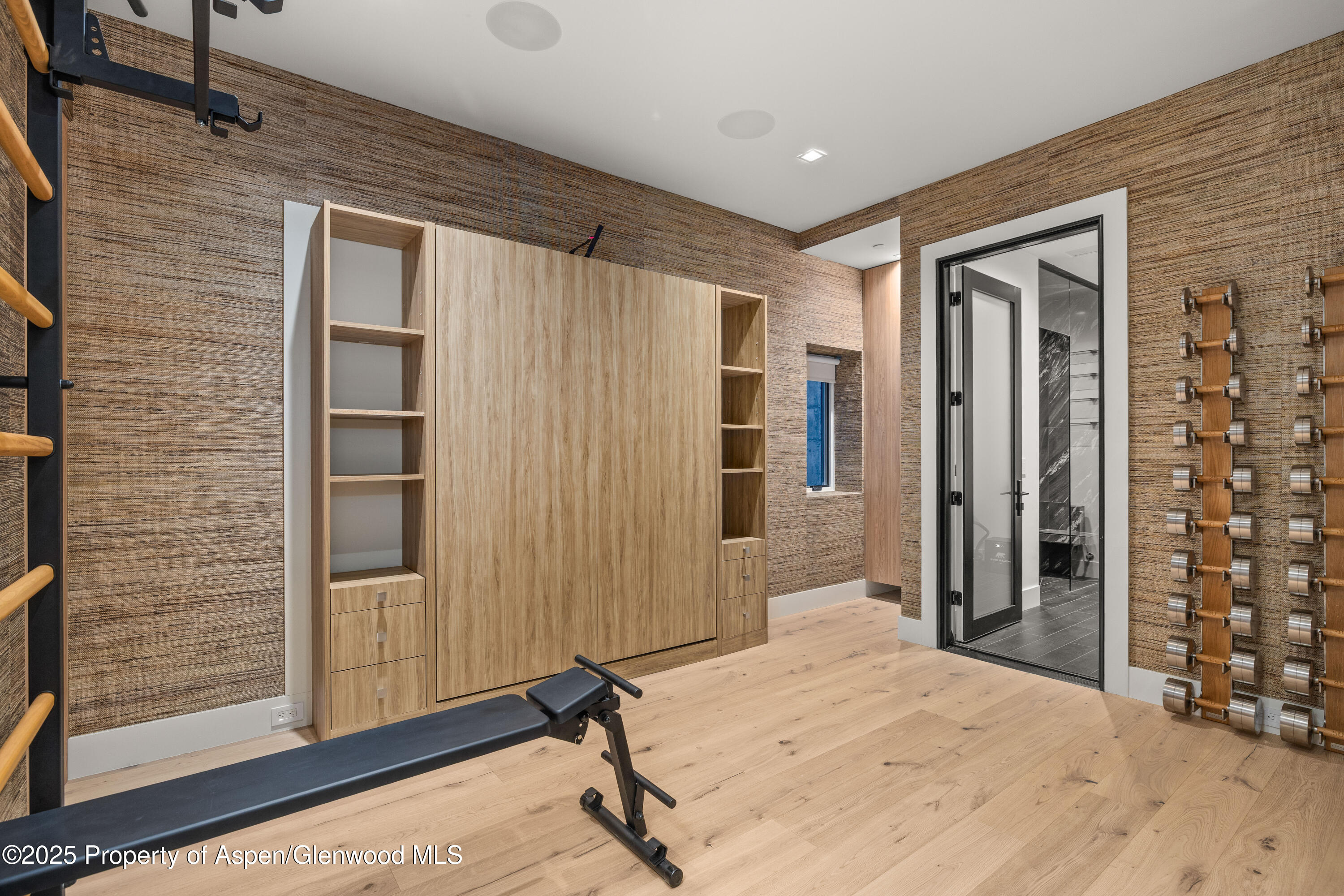 219 W Bleeker Street Property Photo 46