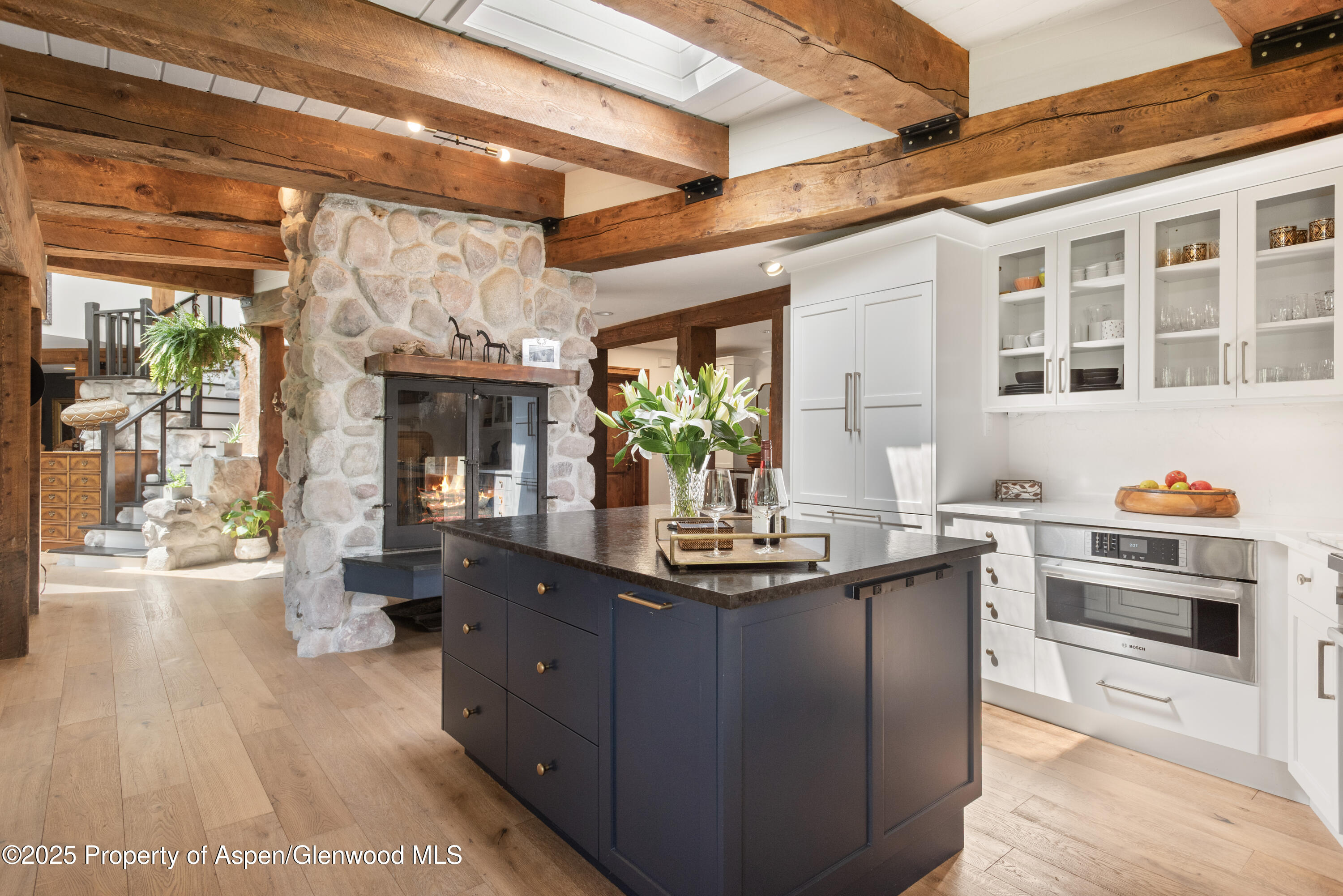 225 Solar Way Property Photo 7