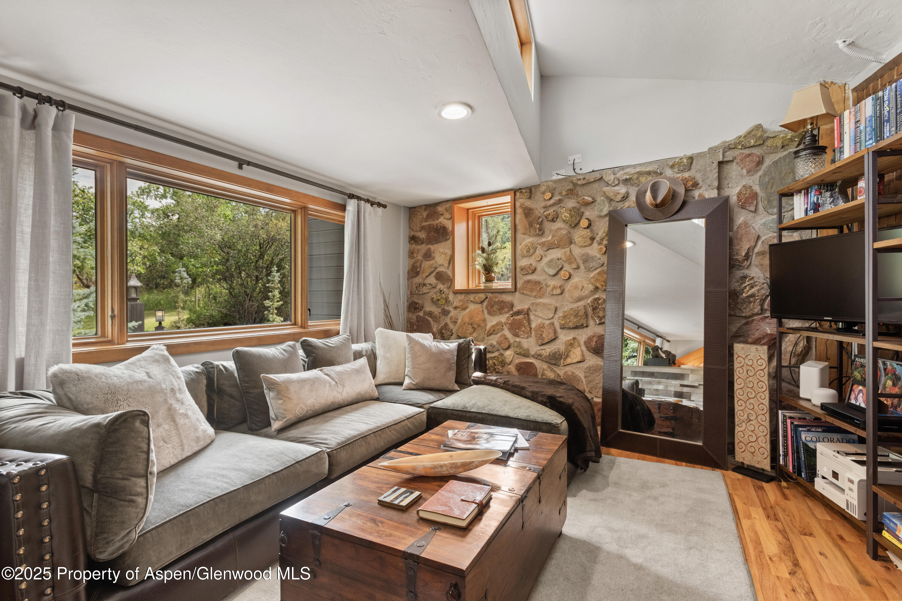 225 Solar Way Property Photo 29