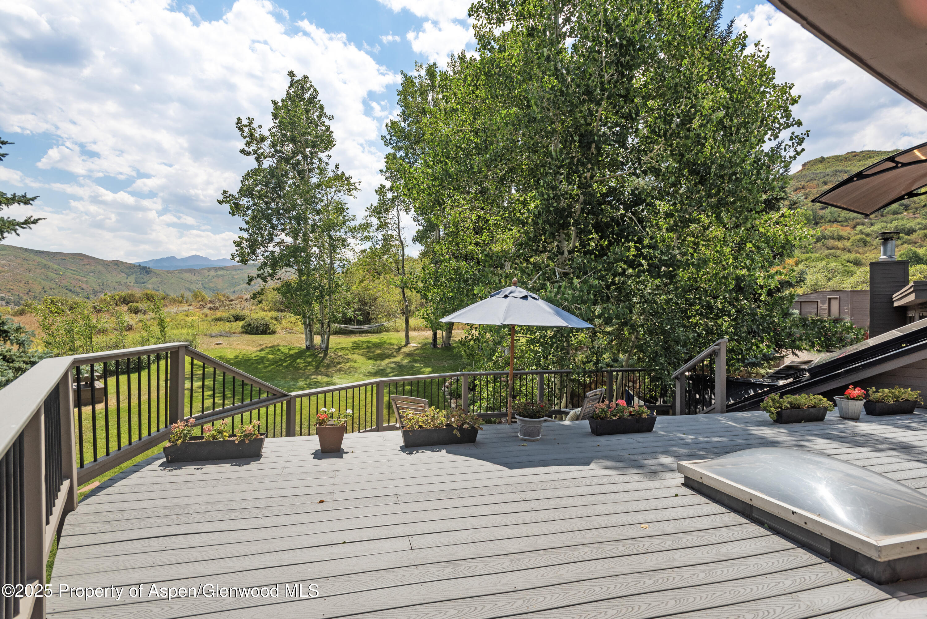 225 Solar Way Property Photo 34