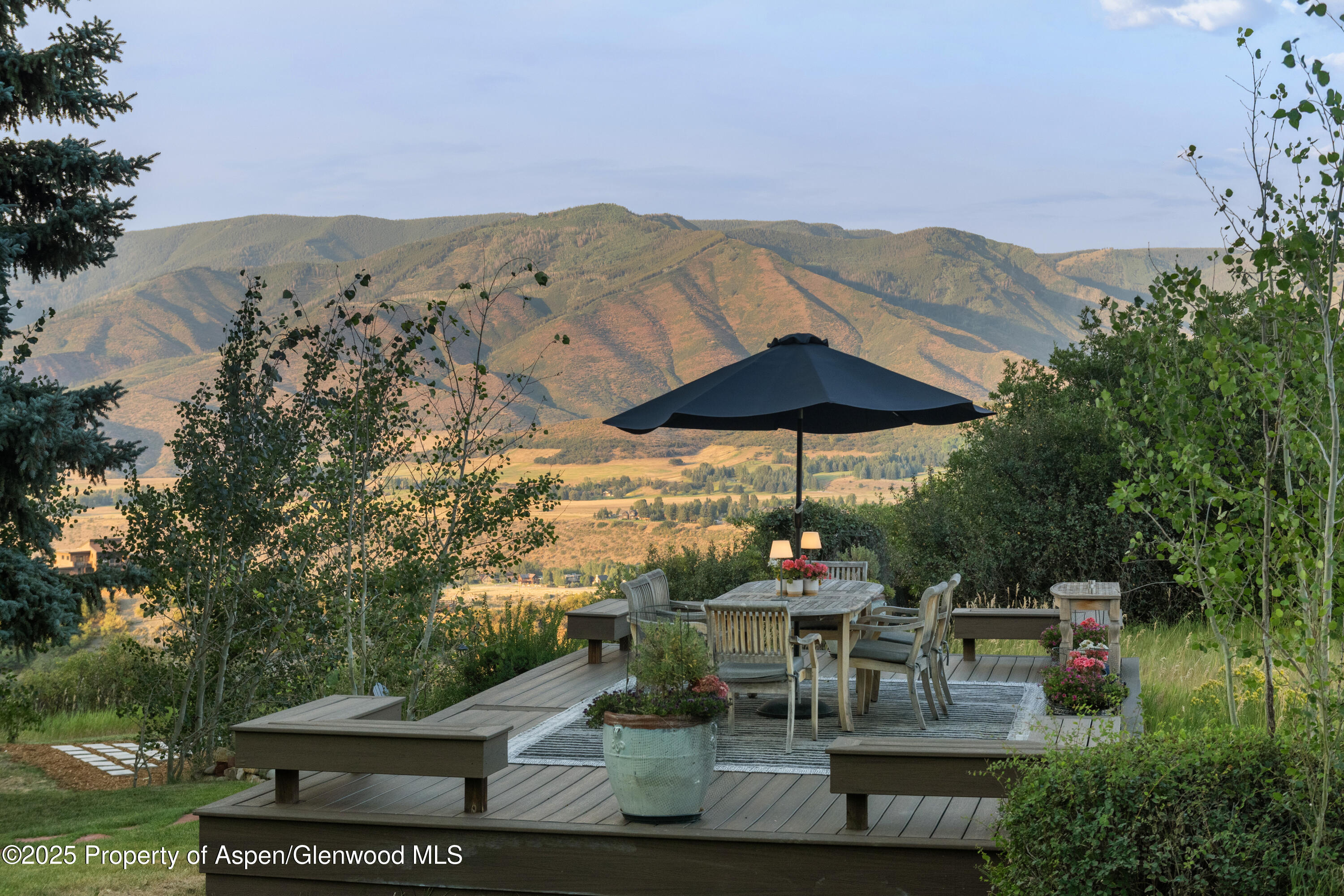 225 Solar Way Property Photo 38