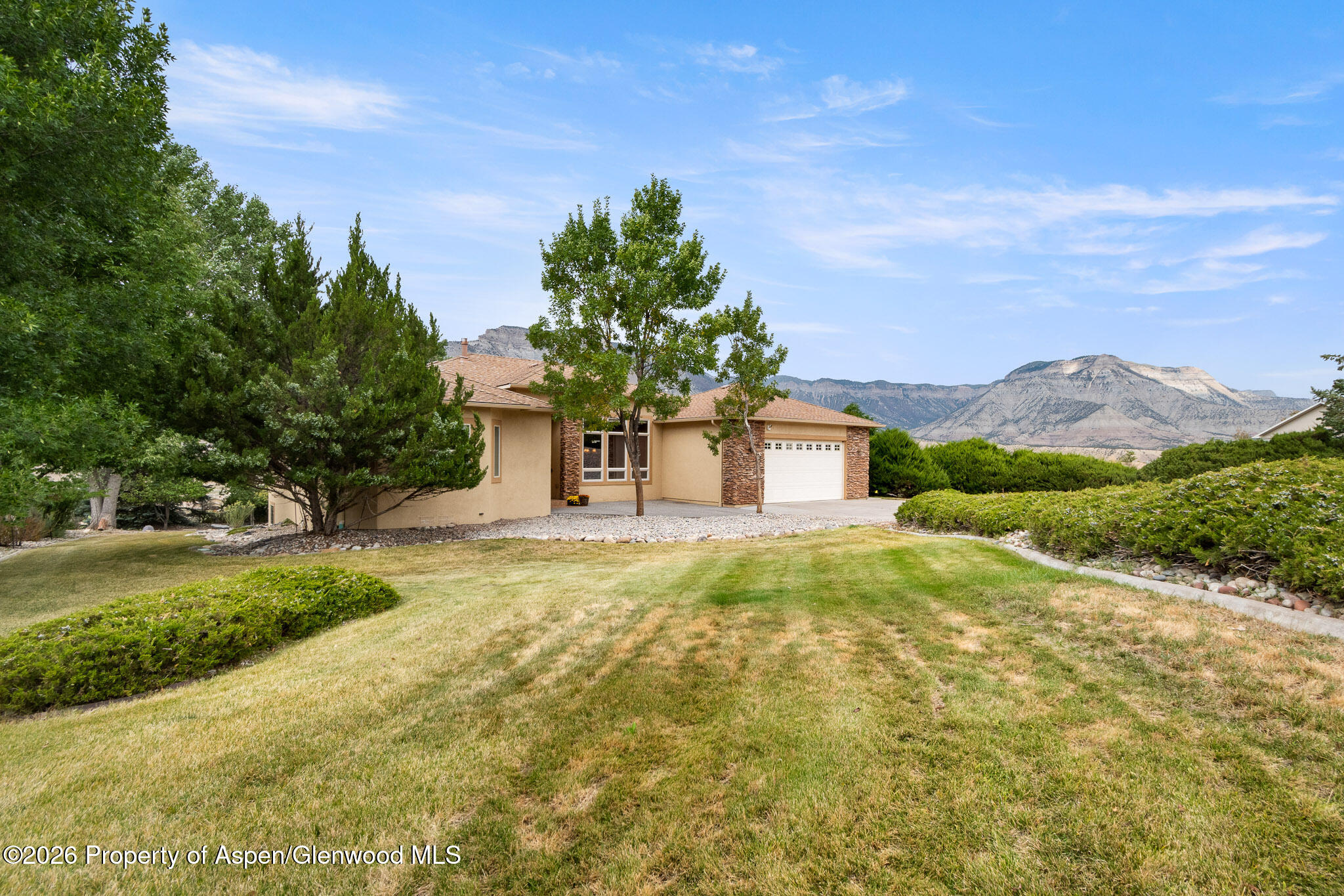 31 Boulder Ridge Drive Property Photo 3