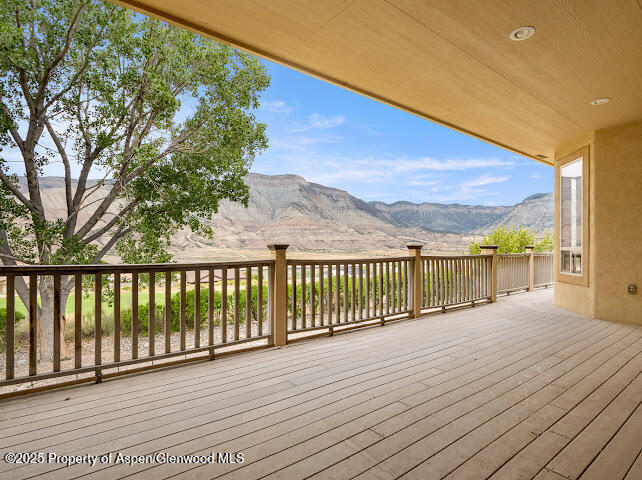 31 Boulder Ridge Drive Property Photo 4