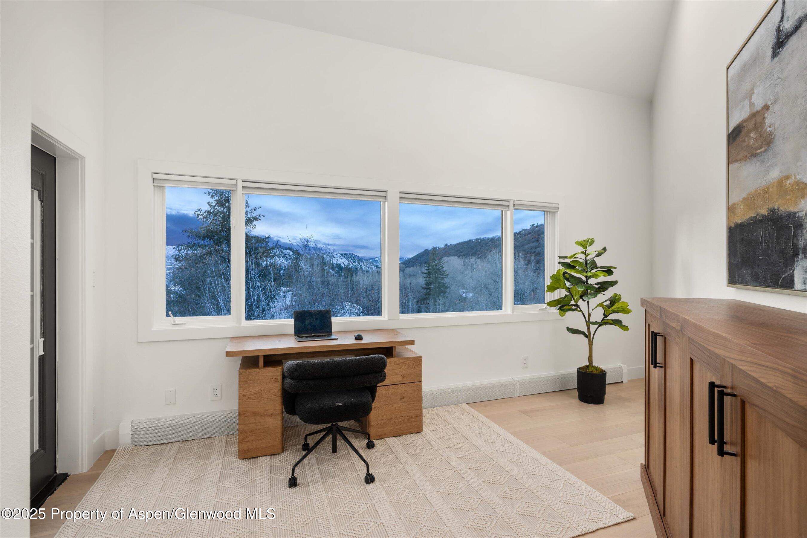 75 Bennett Court Property Photo 35
