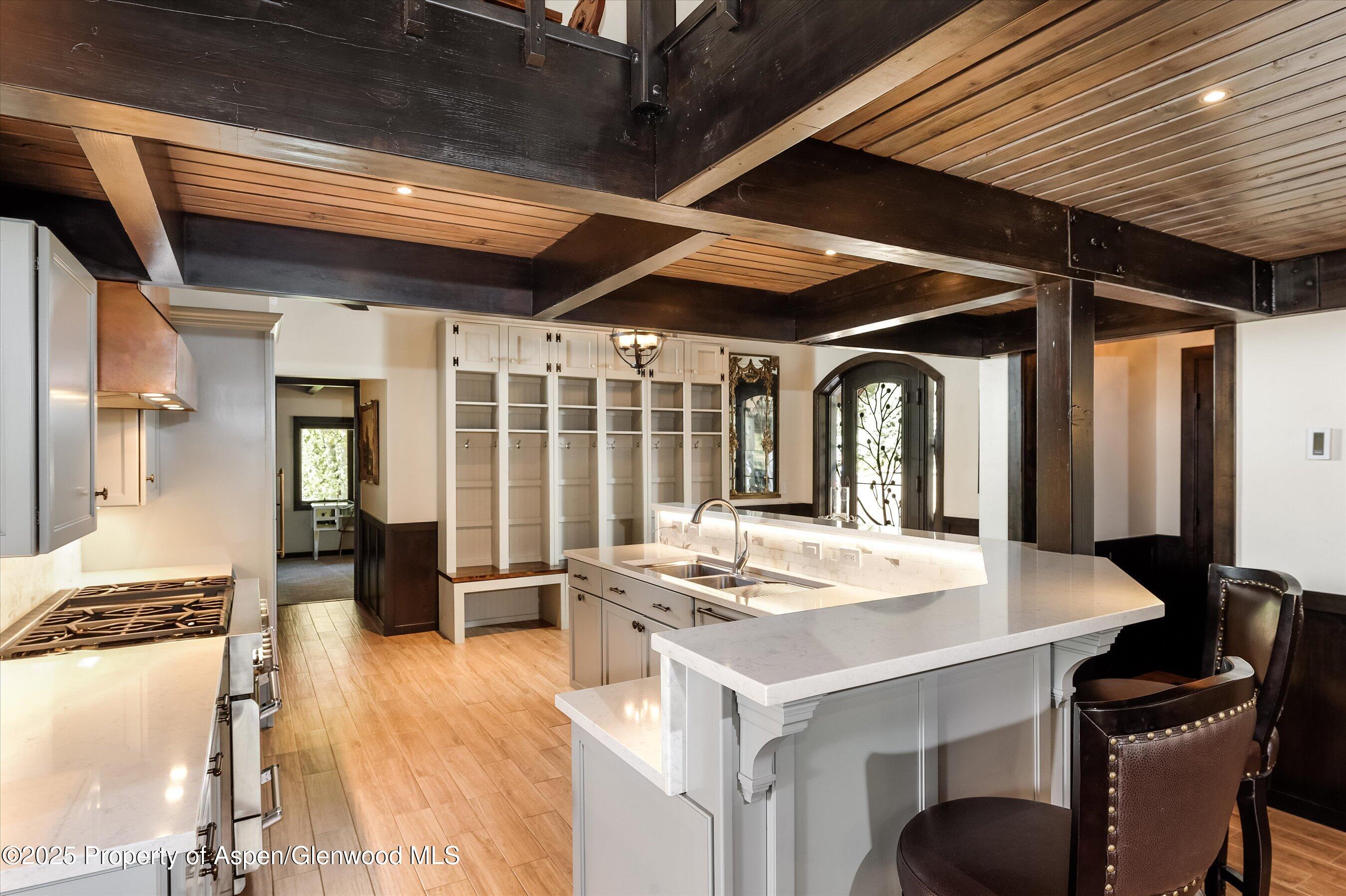 39 Roaring Fork Drive Property Photo 15