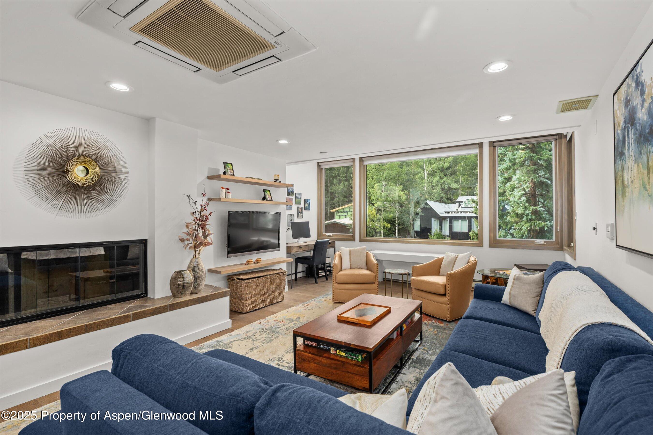 926 Waters Avenue 301 Property Photo 1