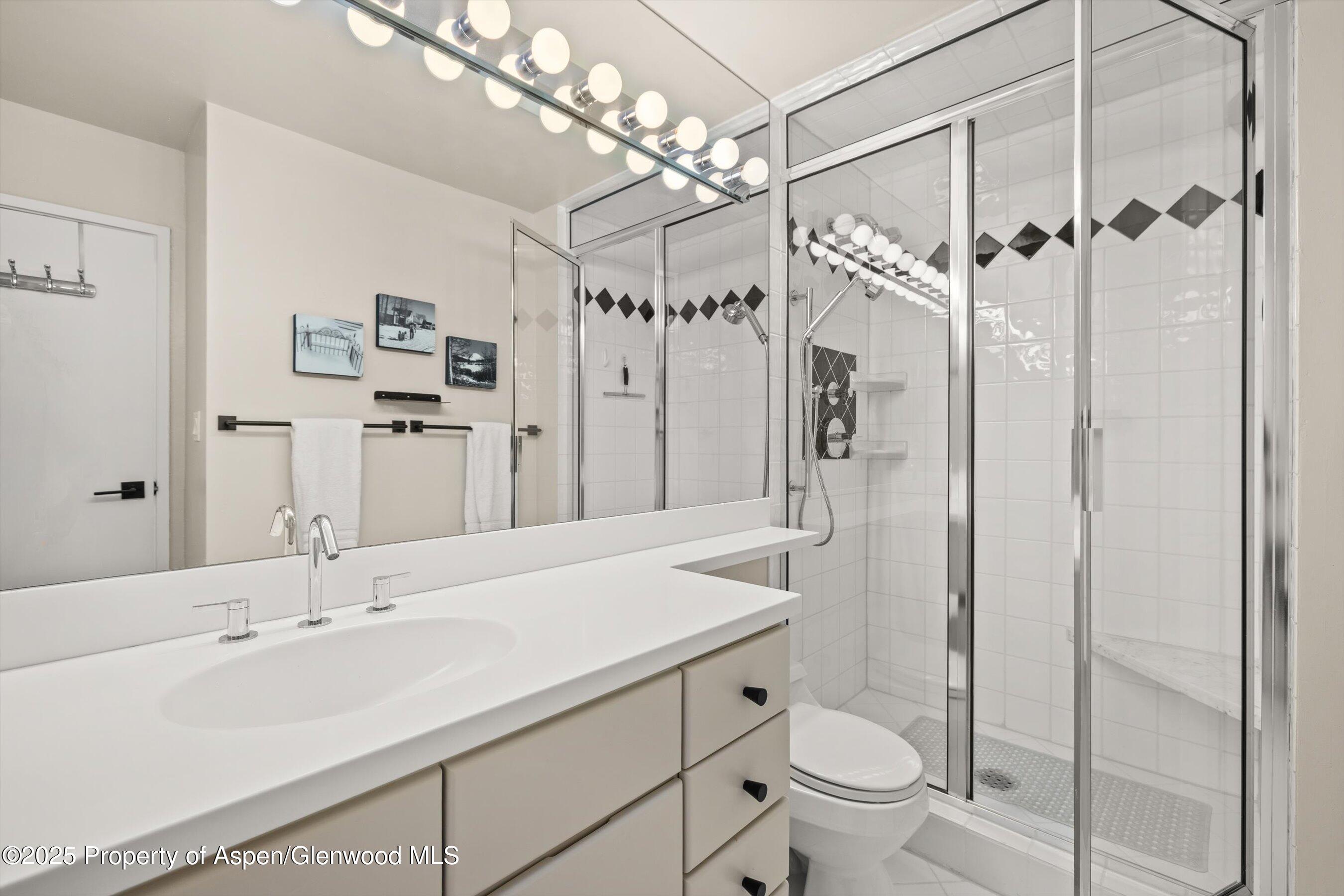 926 Waters Avenue 301 Property Photo 12