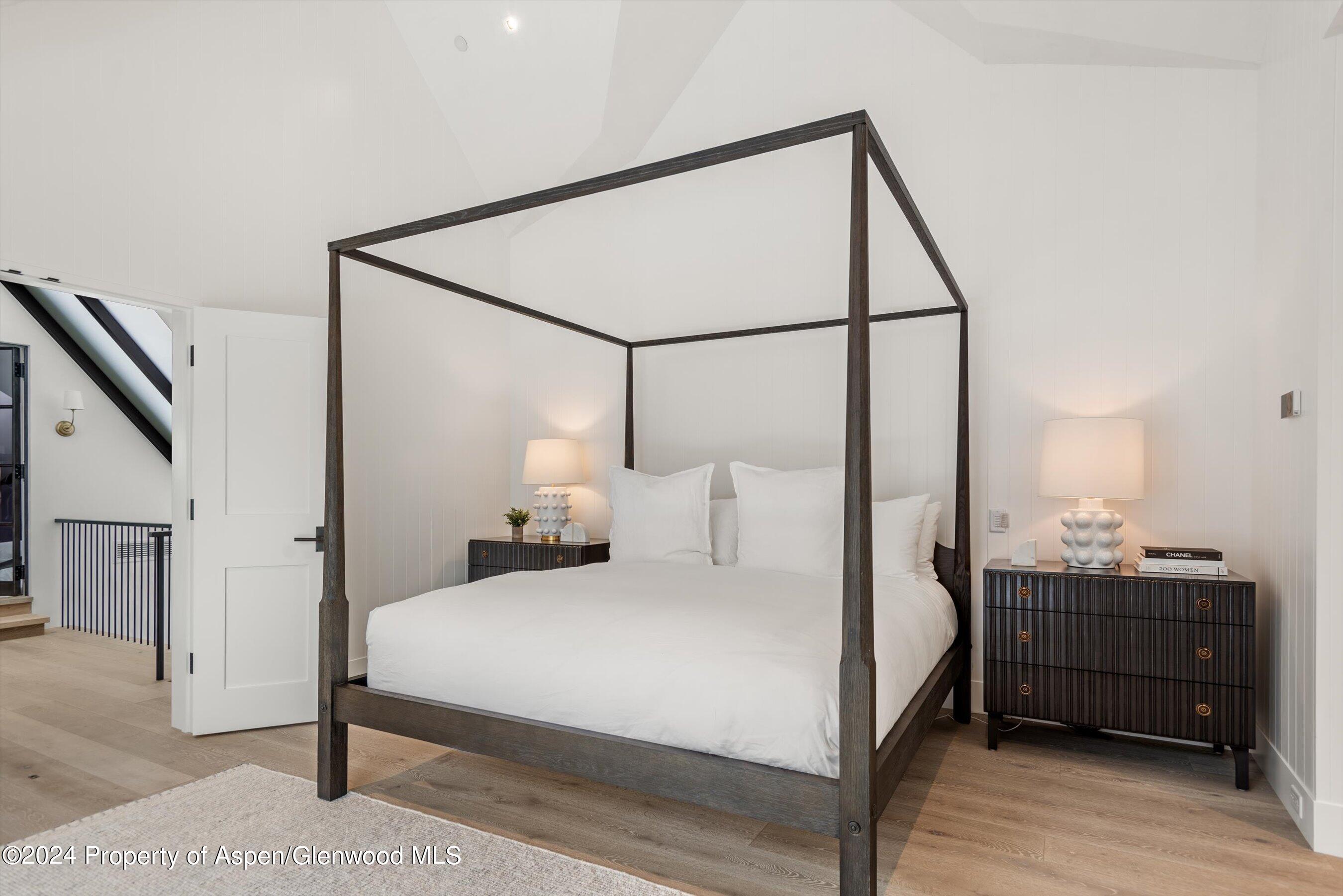 134 E Bleeker Street Property Photo 17