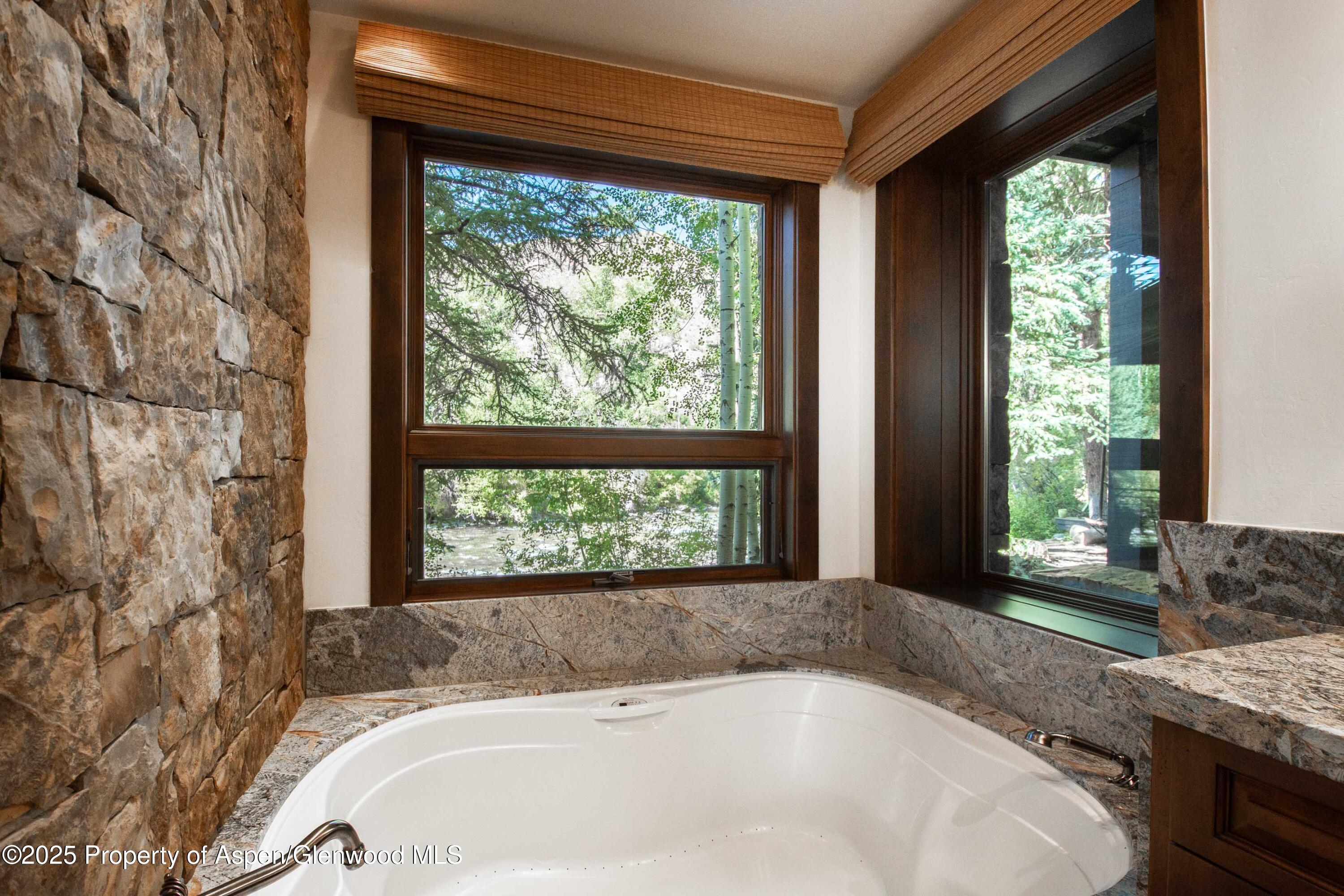 4076 Lower River Road Property Photo 30