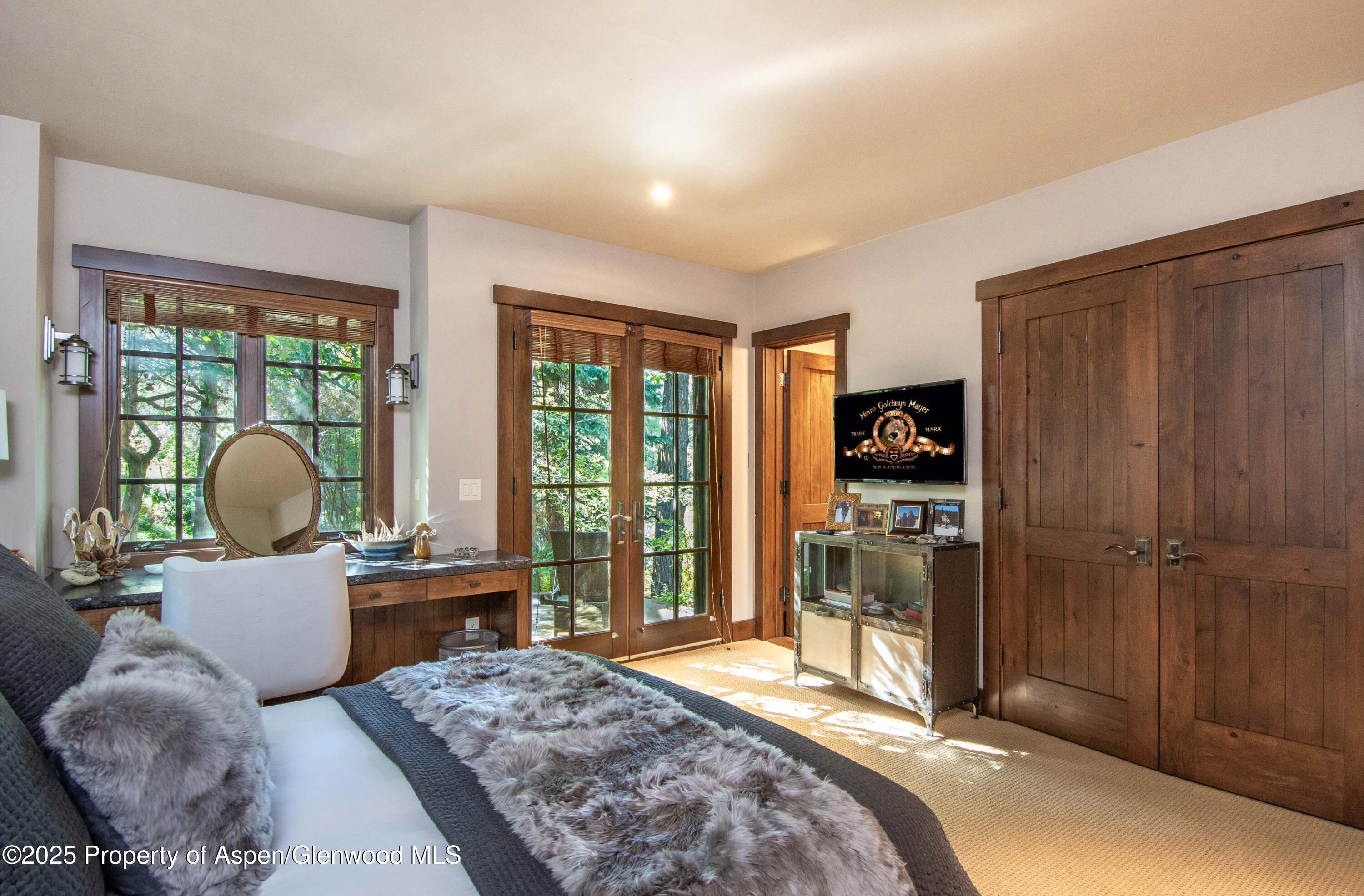4076 Lower River Road Property Photo 35