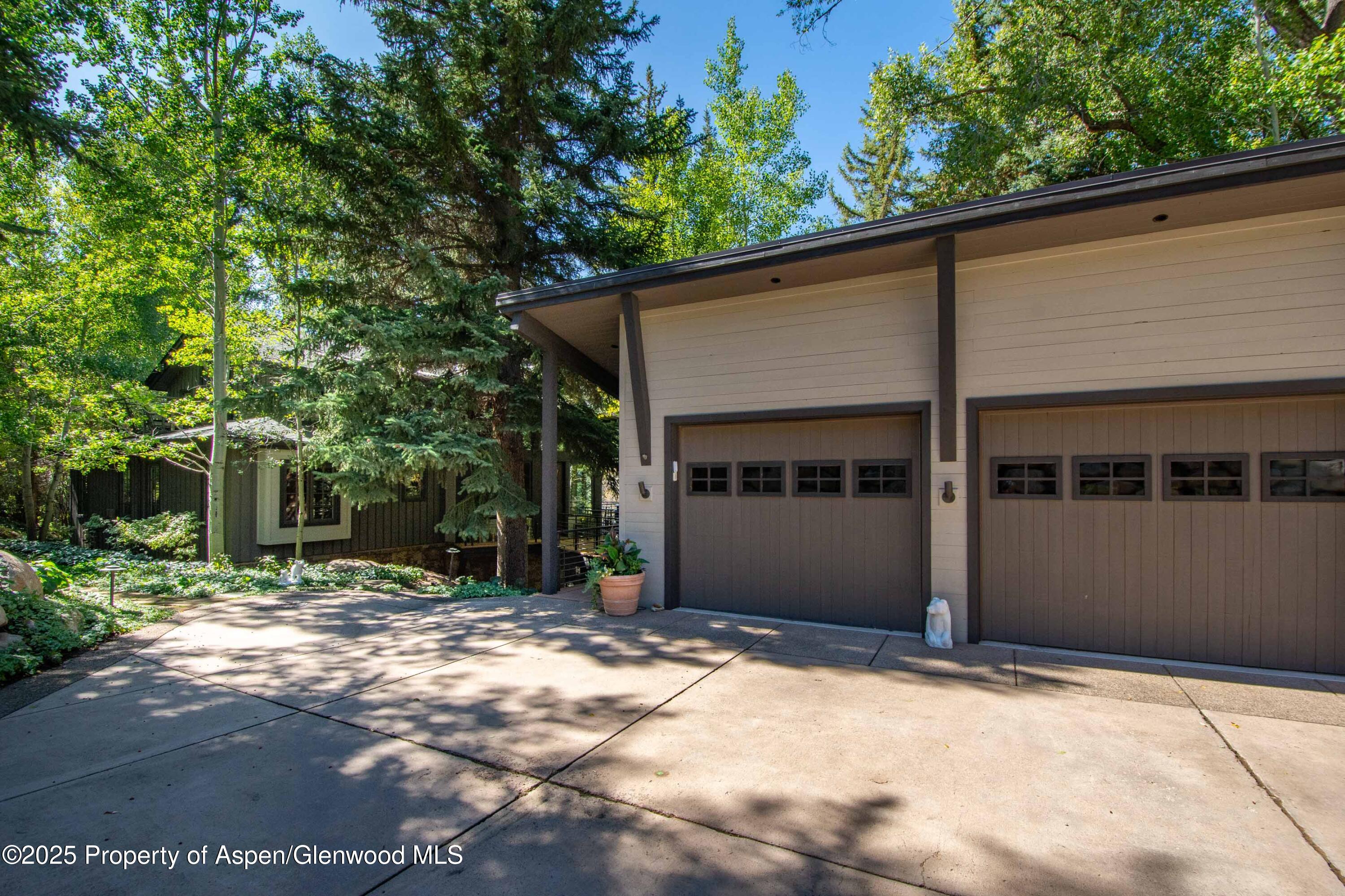 4076 Lower River Road Property Photo 68