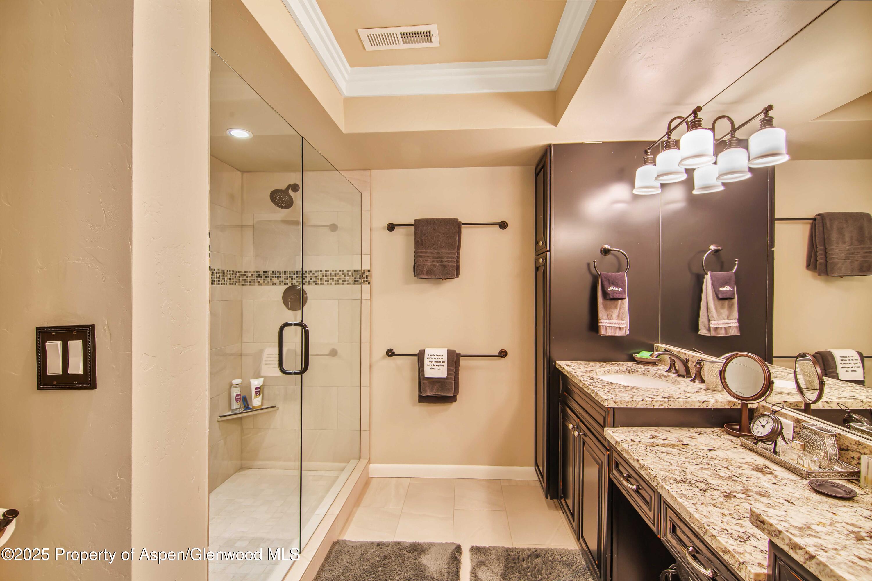 1637 Emma Spur Road Property Photo 35
