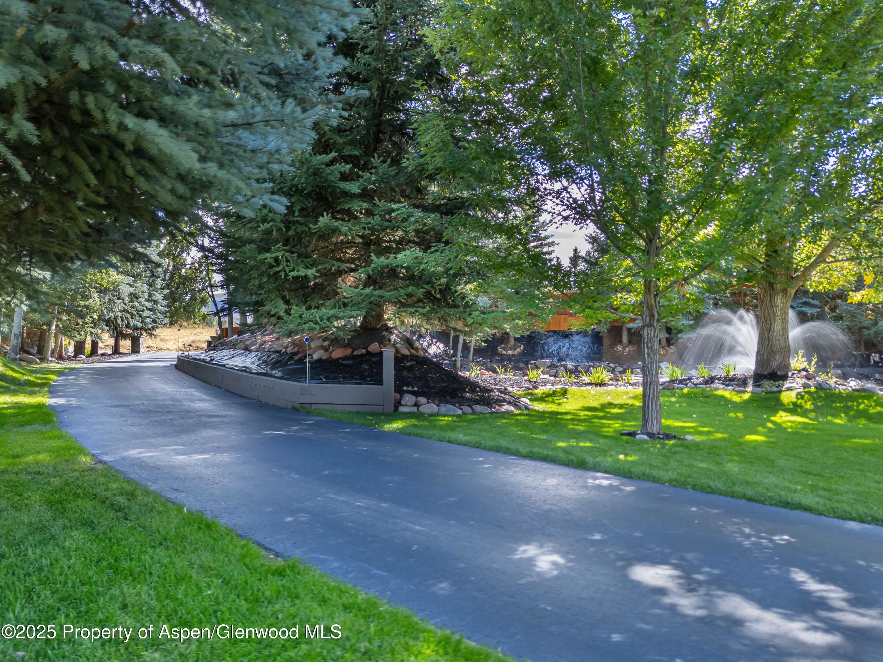 1637 Emma Spur Road Property Photo 44