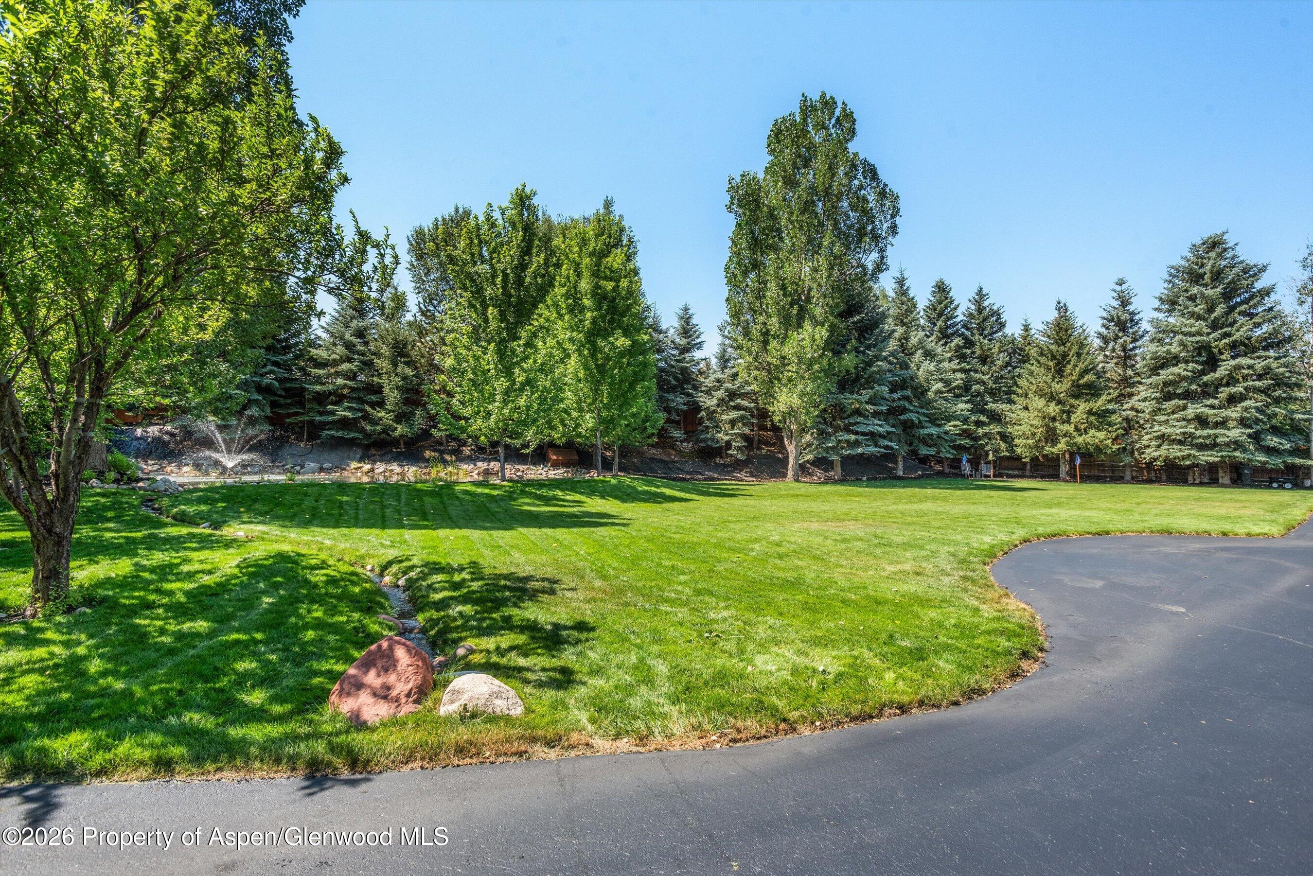 1637 Emma Spur Road Property Photo 52