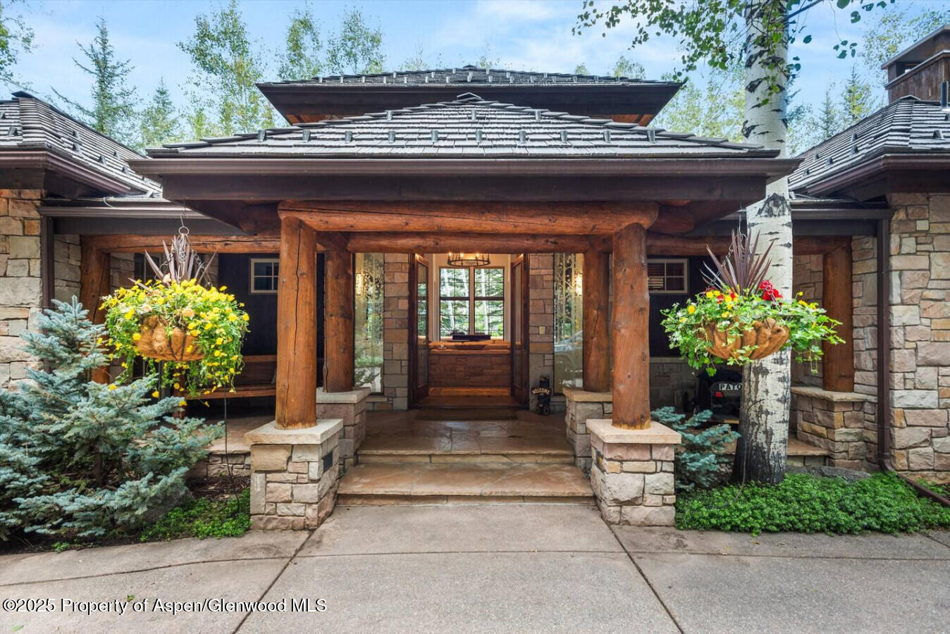 27 Timber Ridge Lane Lane Property Photo 3