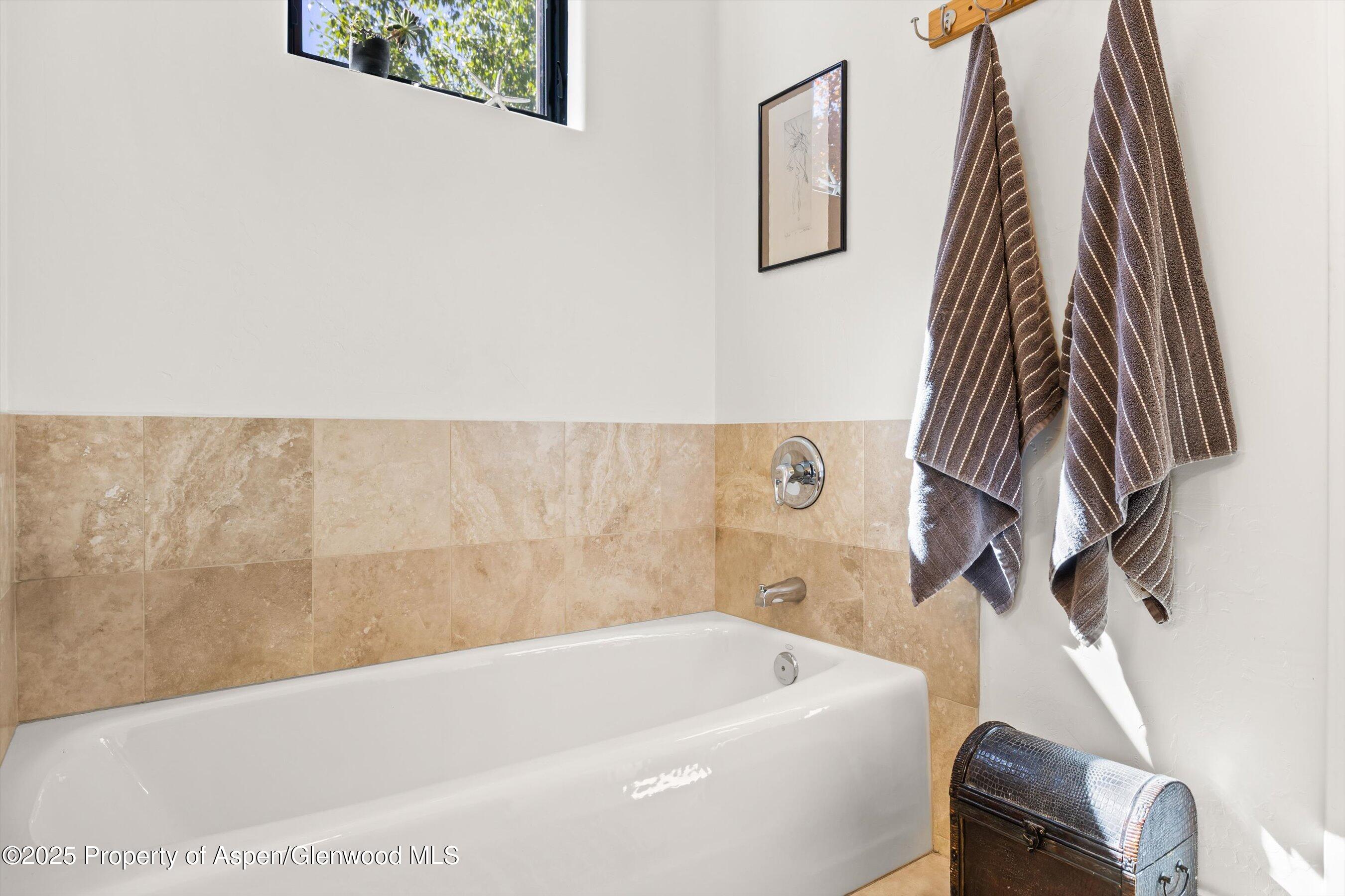 190313 Property Photo 26