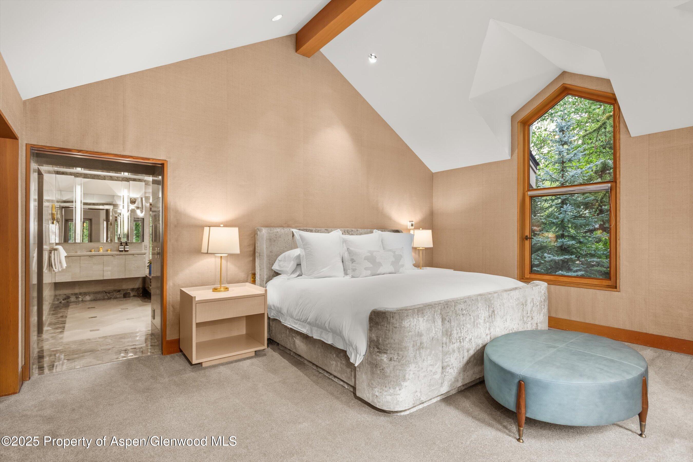 800 Roaring Fork Road Property Photo 15