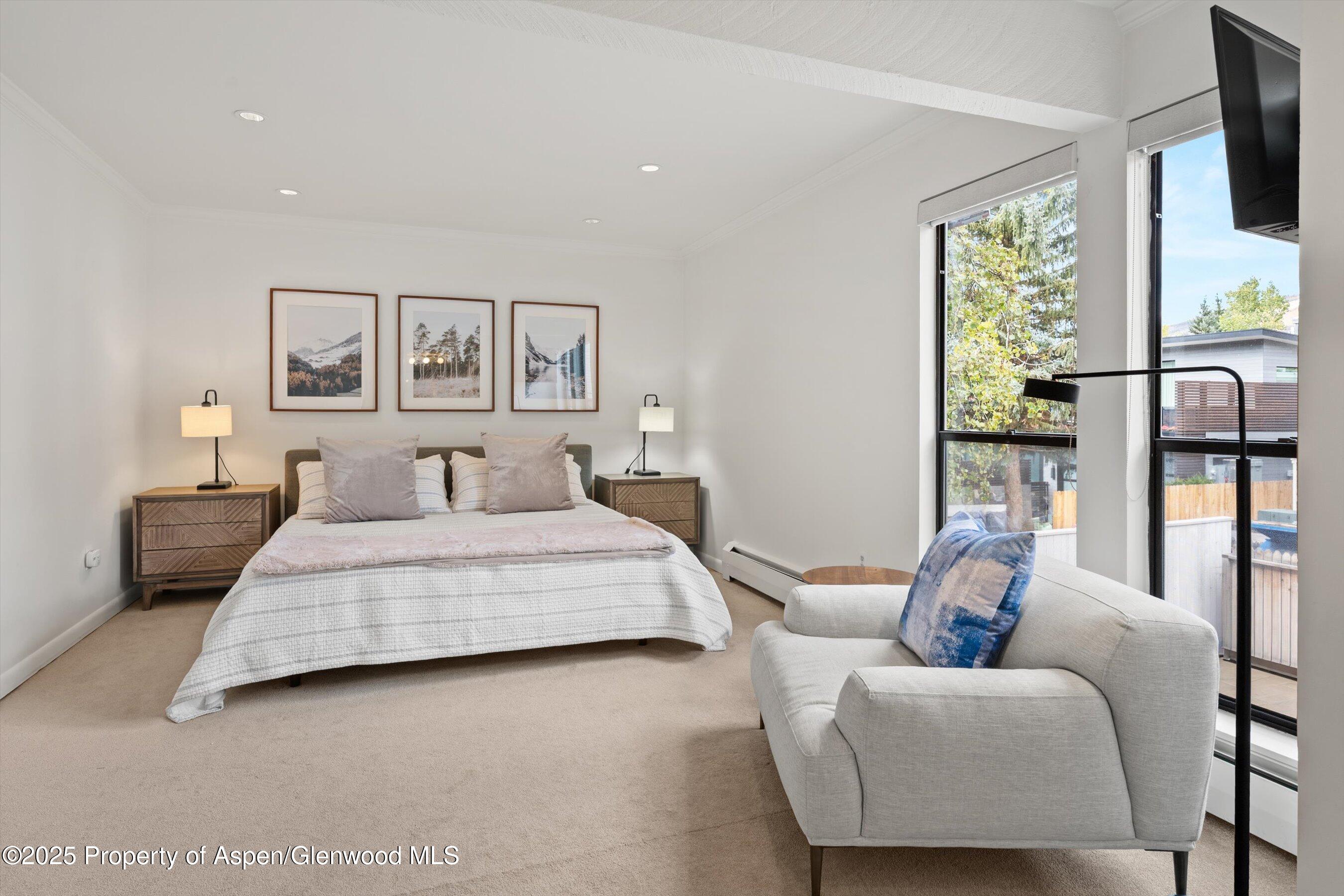 980 E Hyman Avenue 3 Property Photo 18