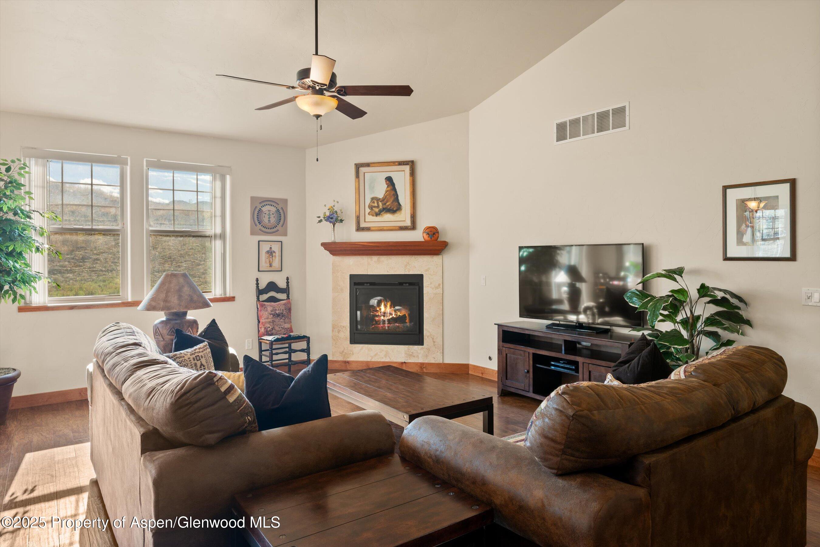 100 N Wildhorse Drive Property Photo 4