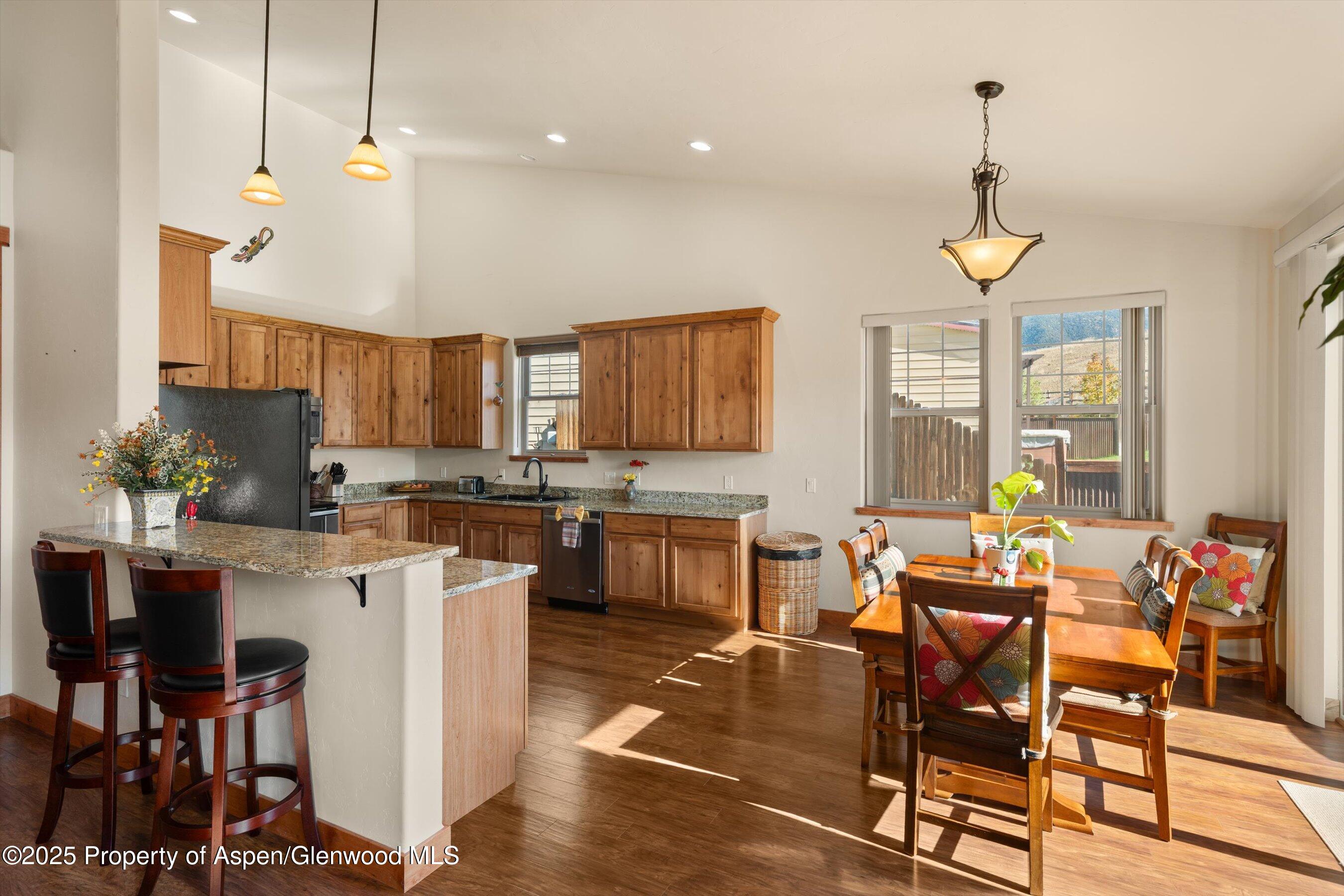100 N Wildhorse Drive Property Photo 6