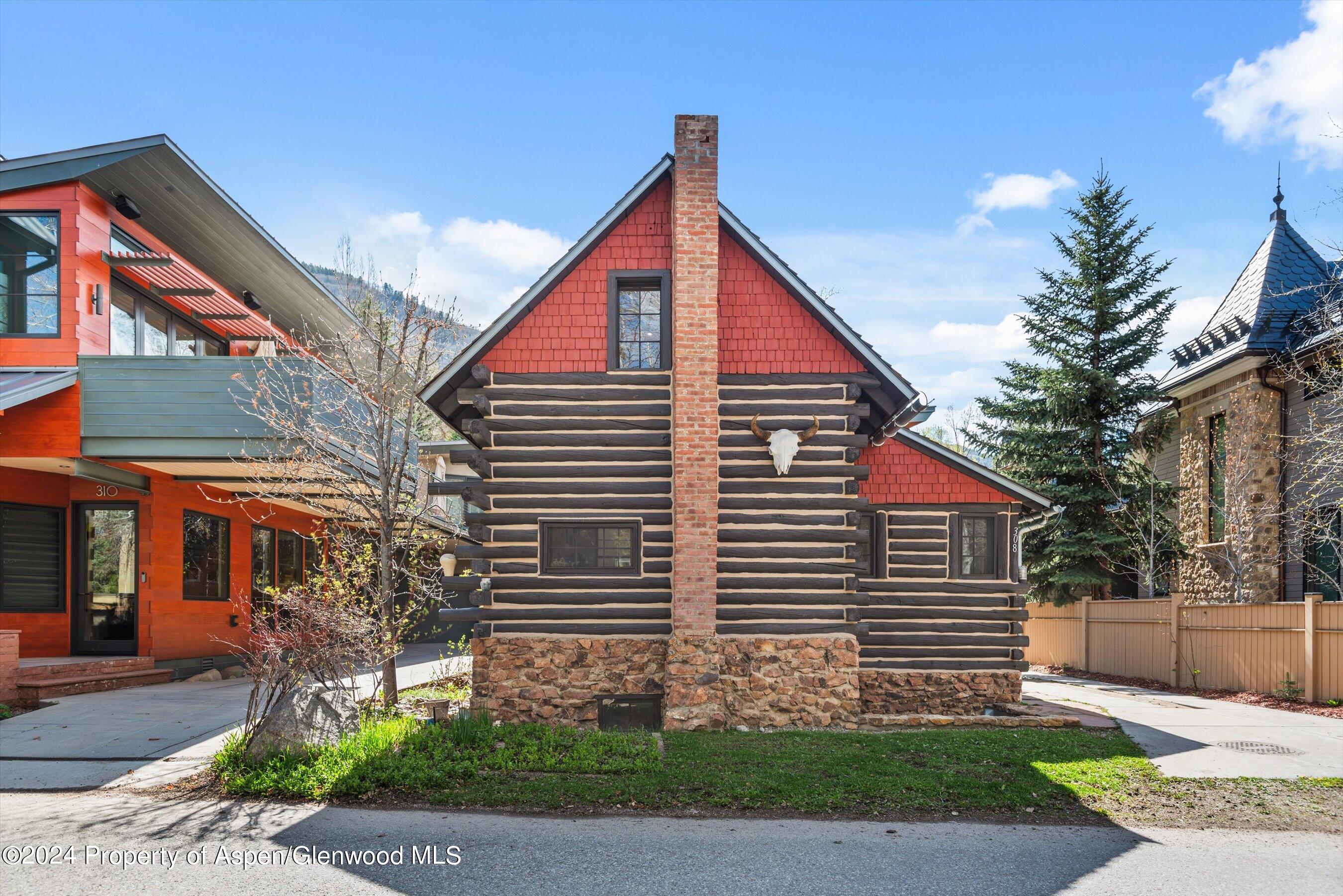 308 Park Avenue Property Photo 2