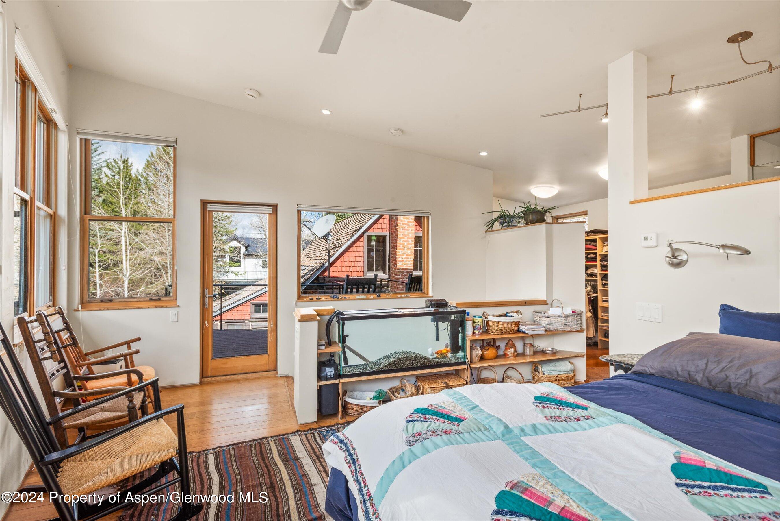 308 Park Avenue Property Photo 9