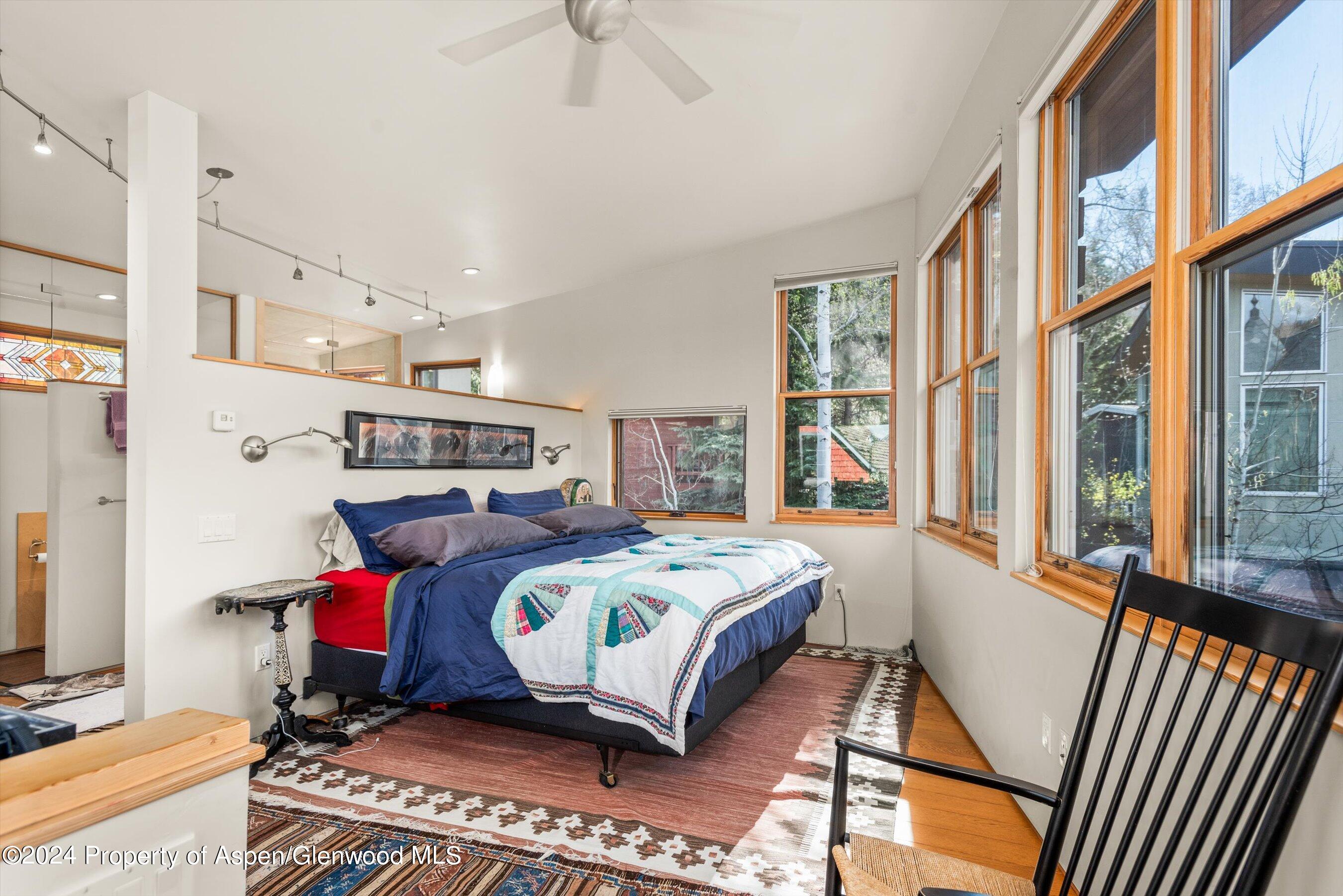 308 Park Avenue Property Photo 10