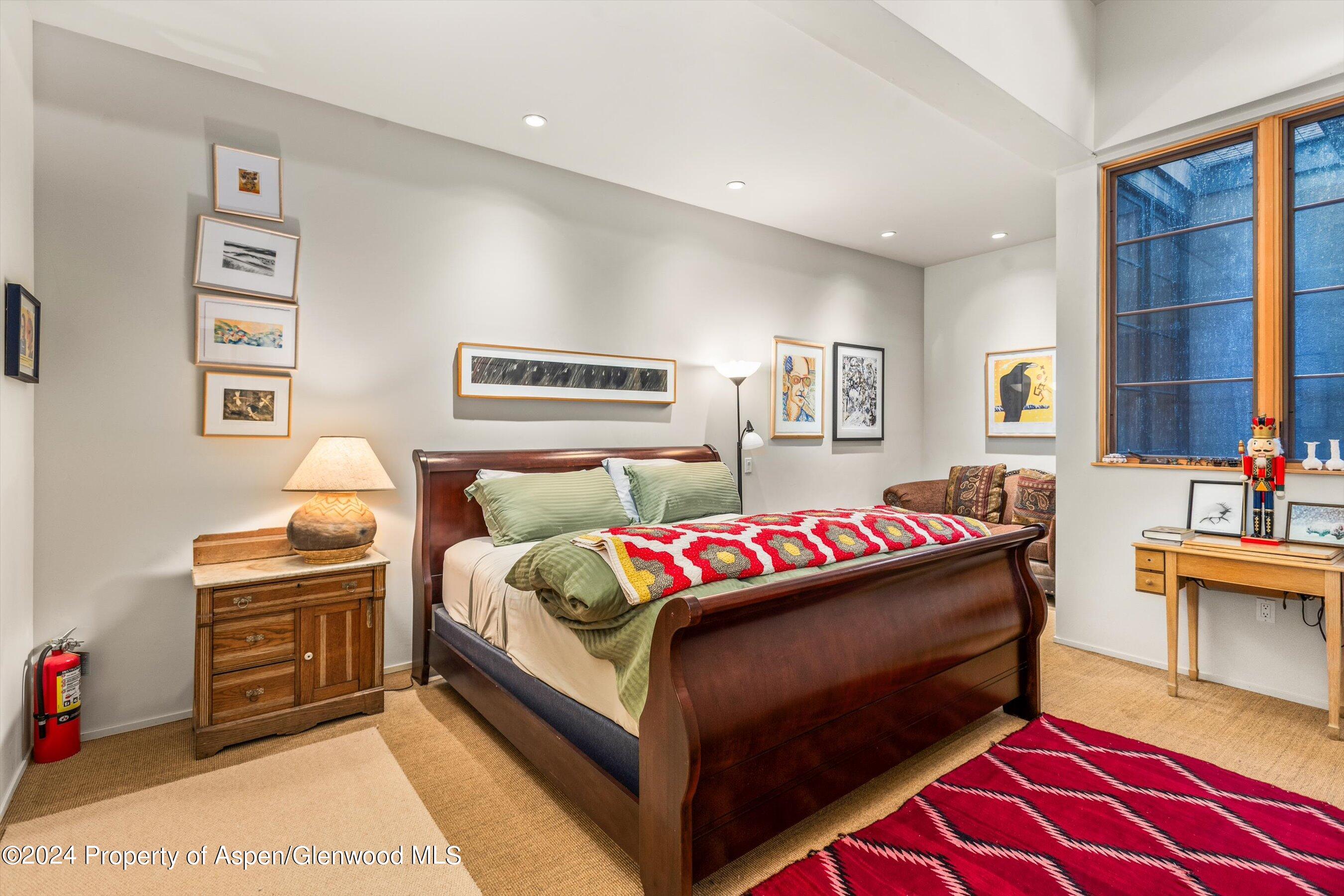 308 Park Avenue Property Photo 16