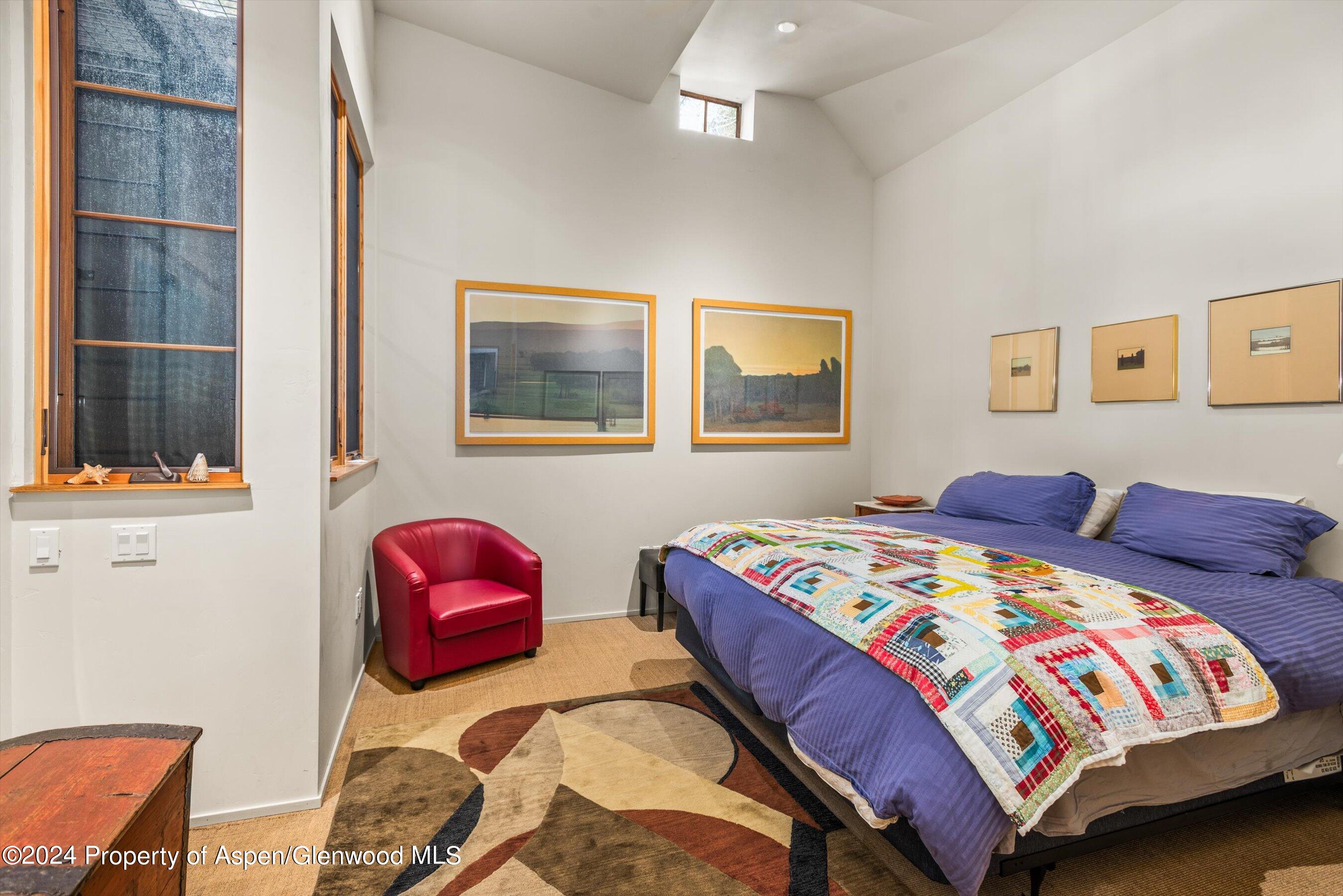 308 Park Avenue Property Photo 18