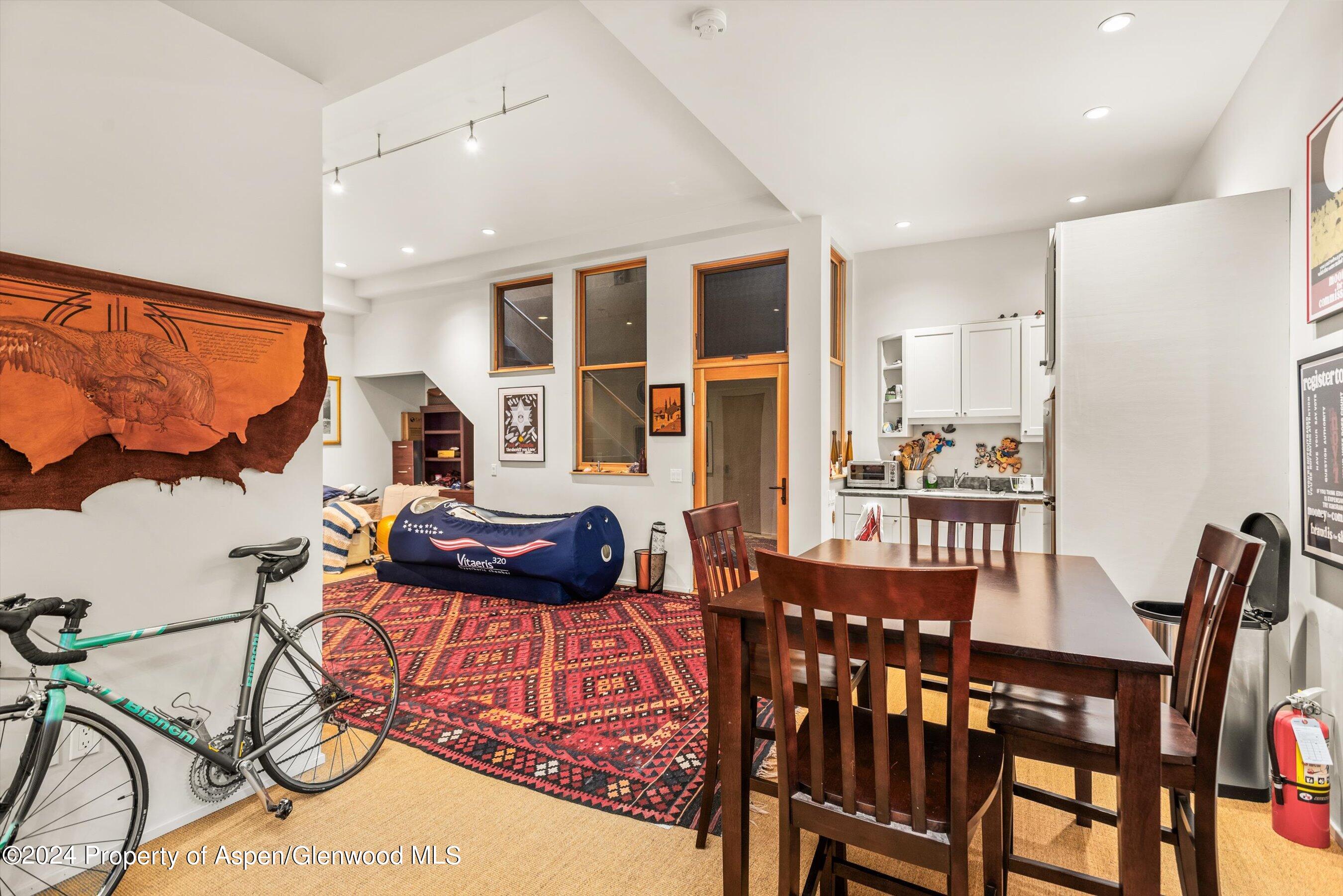 308 Park Avenue Property Photo 20