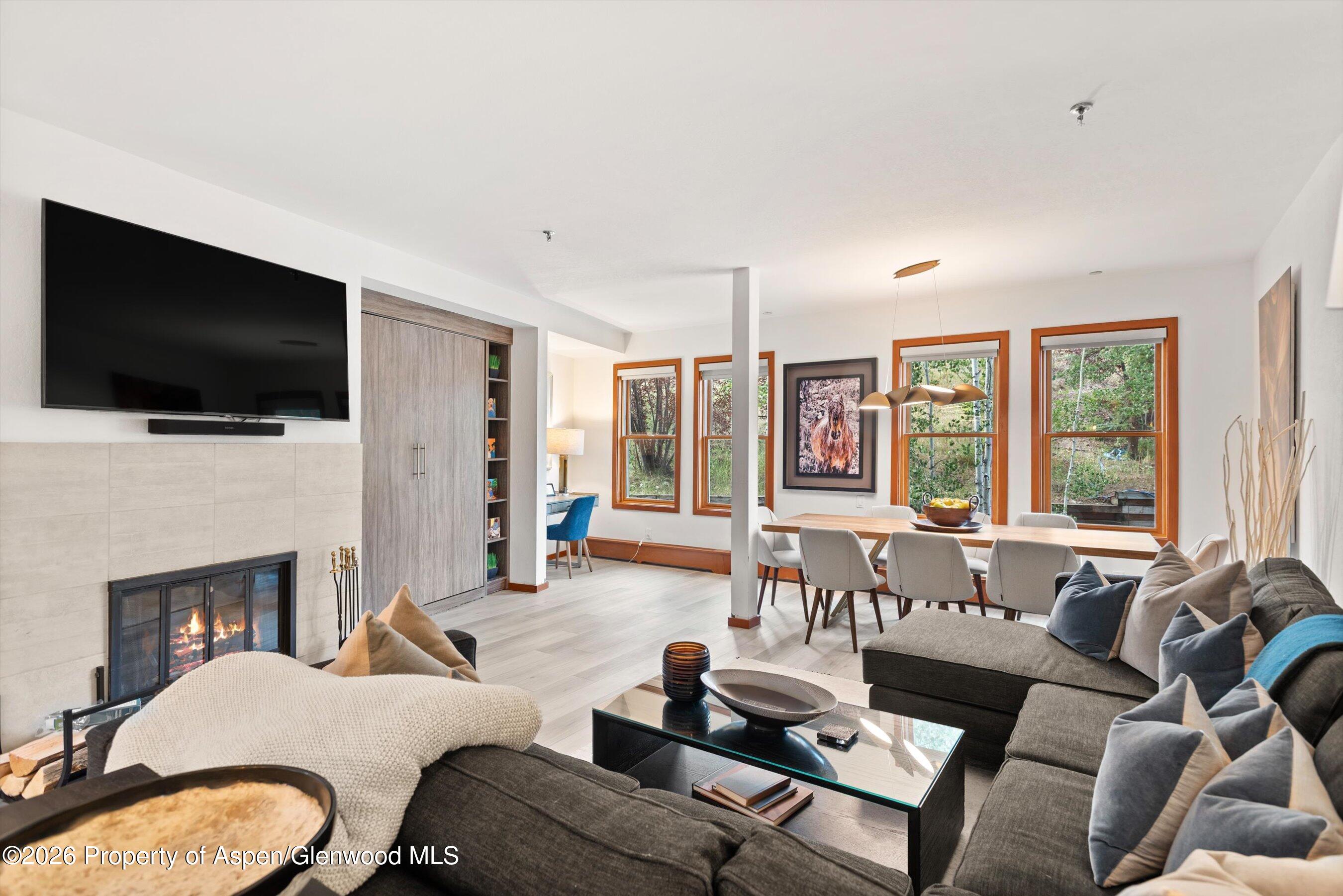 425 Wood Road 19 Property Photo 2