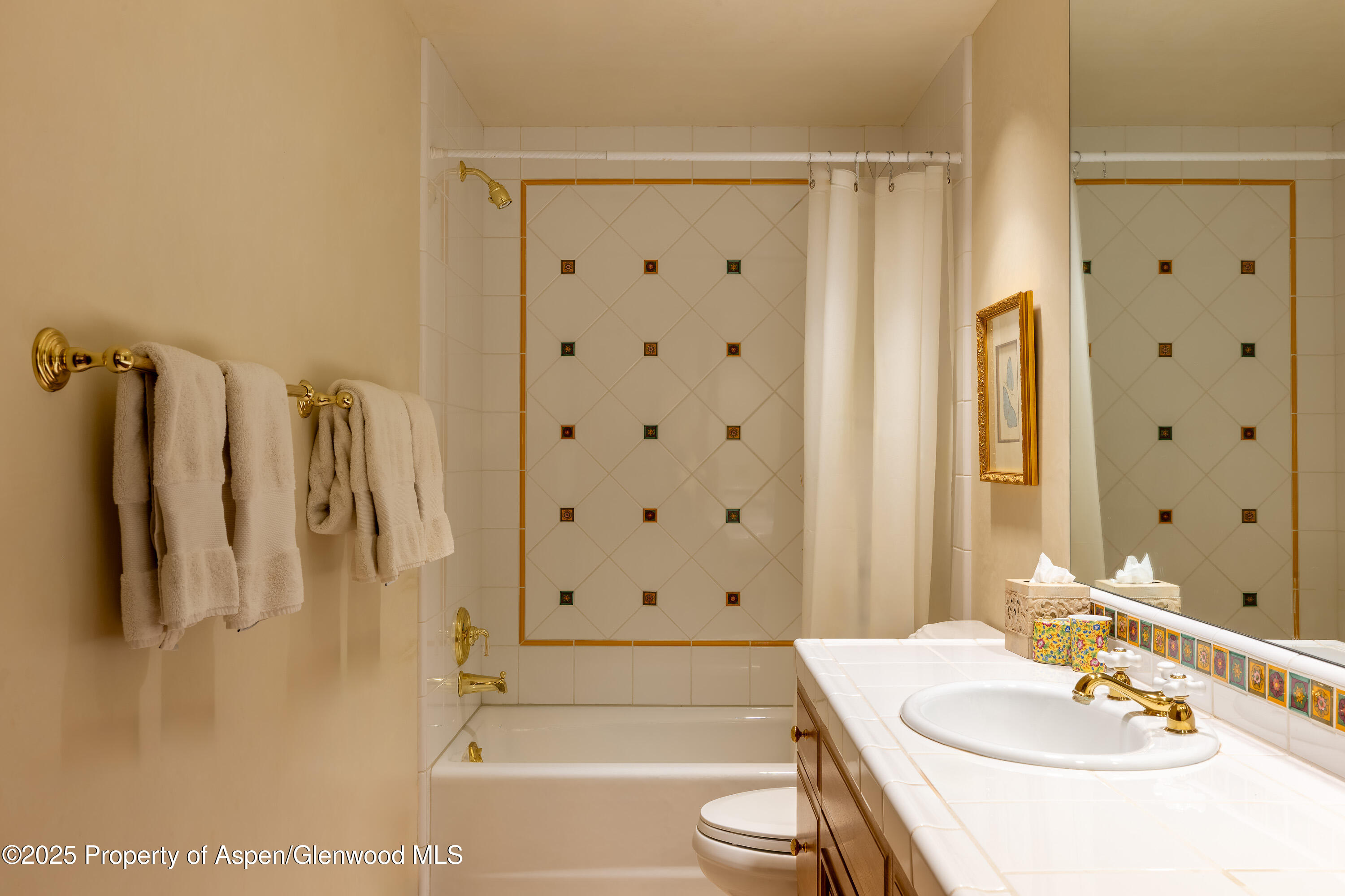 316 West End Street Property Photo 16