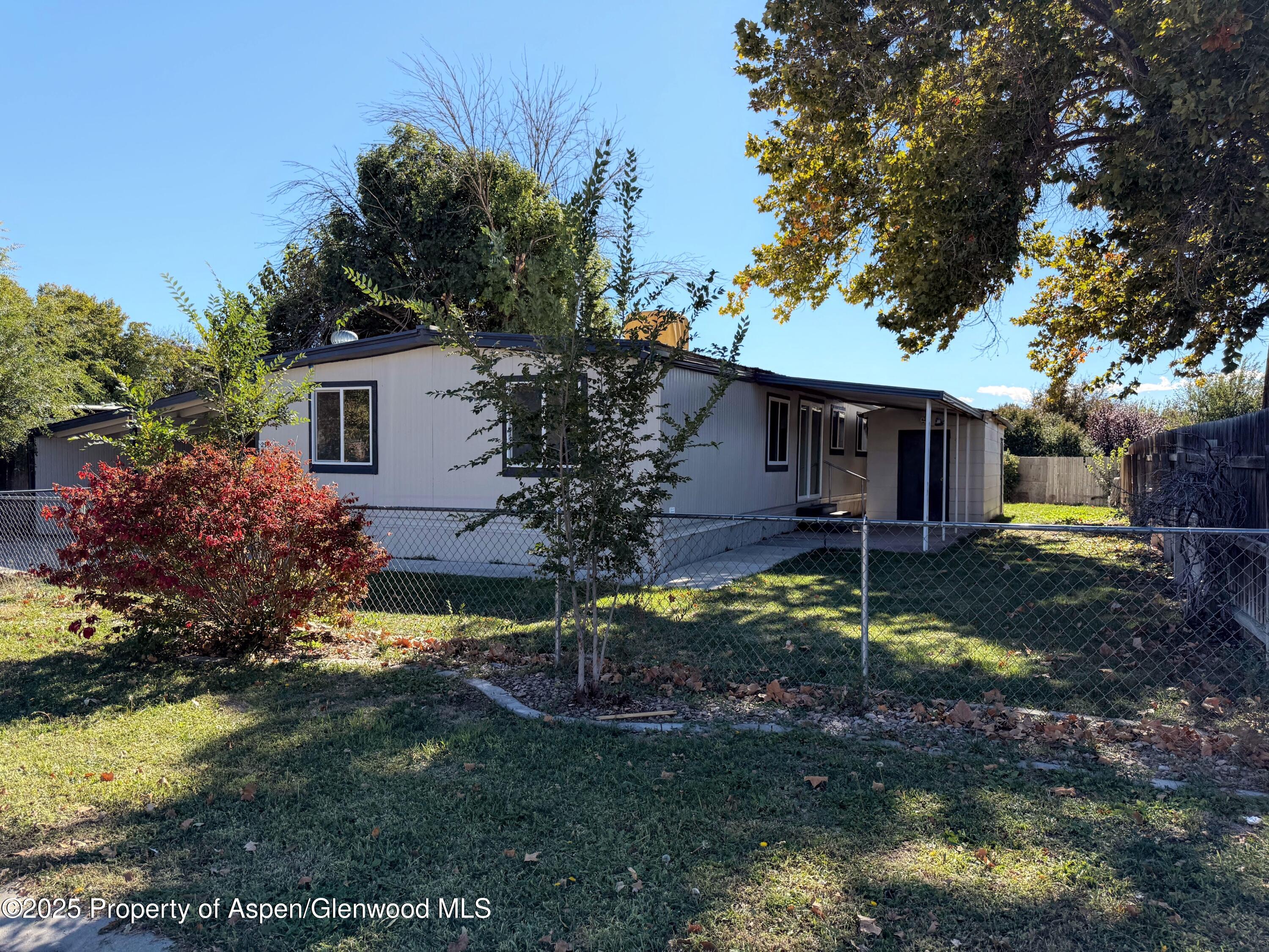 2955 Cedar Place Property Photo 1