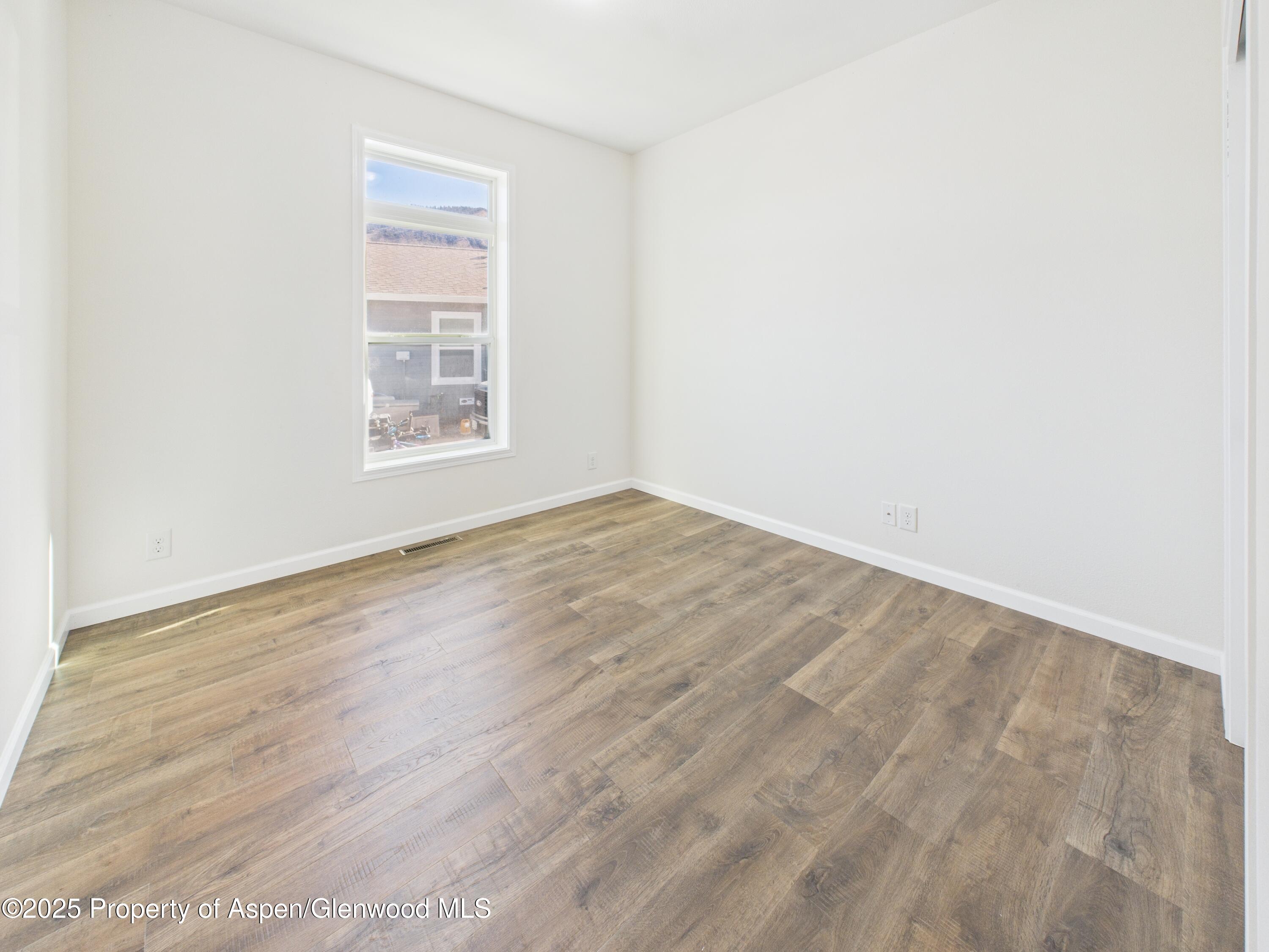 68 Salmon Loop Loop Property Photo 17