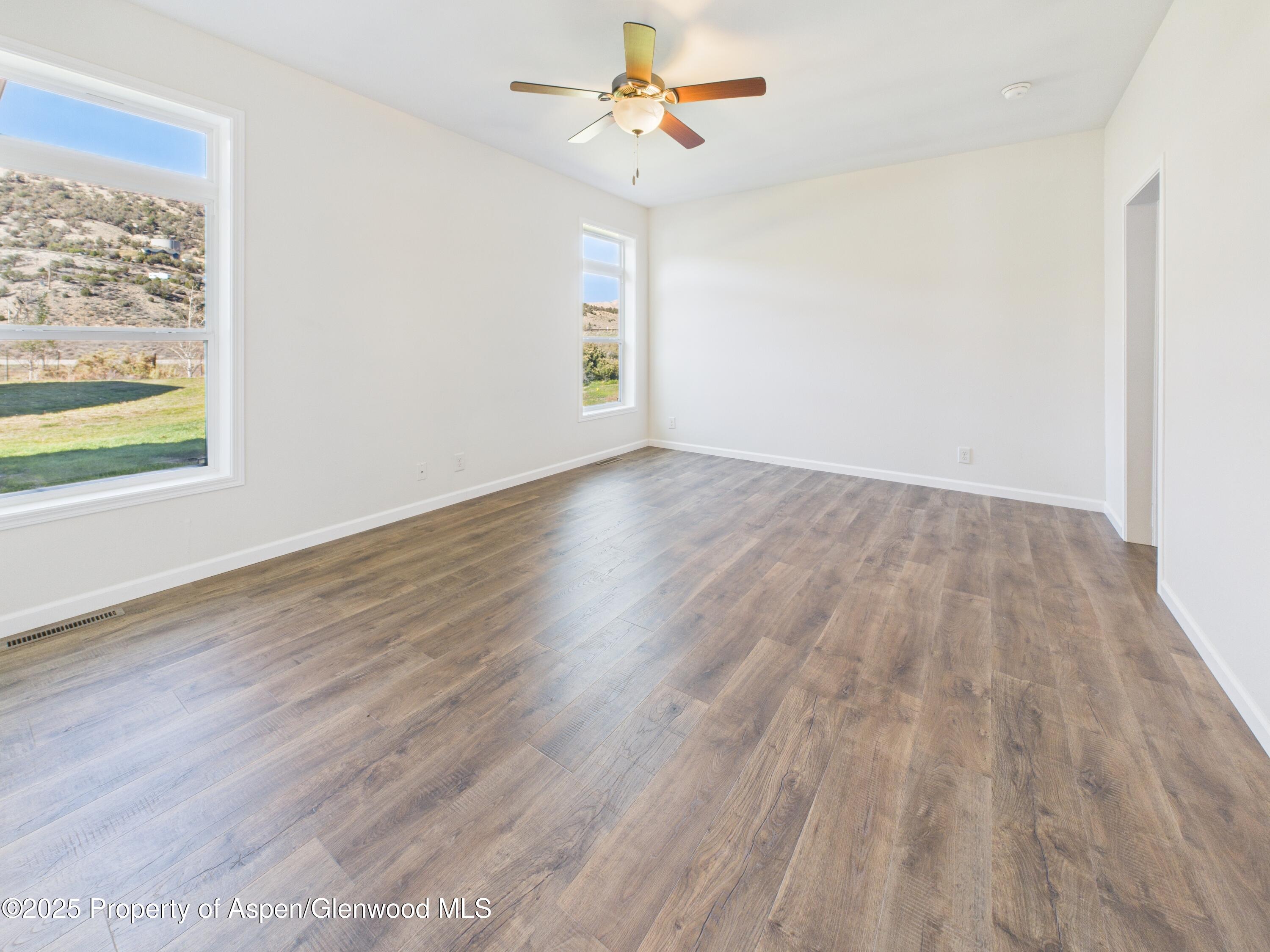 68 Salmon Loop Loop Property Photo 25
