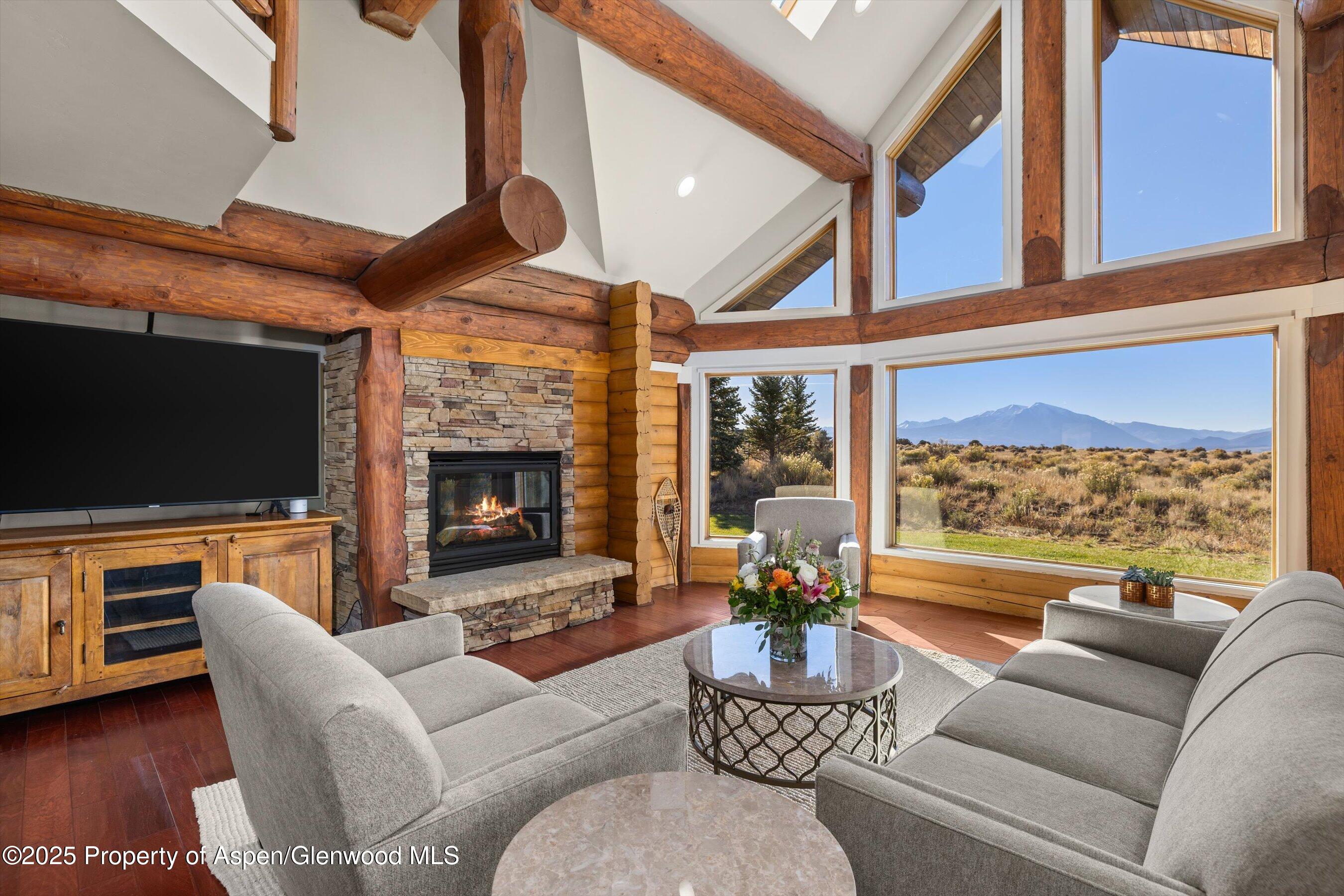 189 Wood Nymph Place Property Photo 9