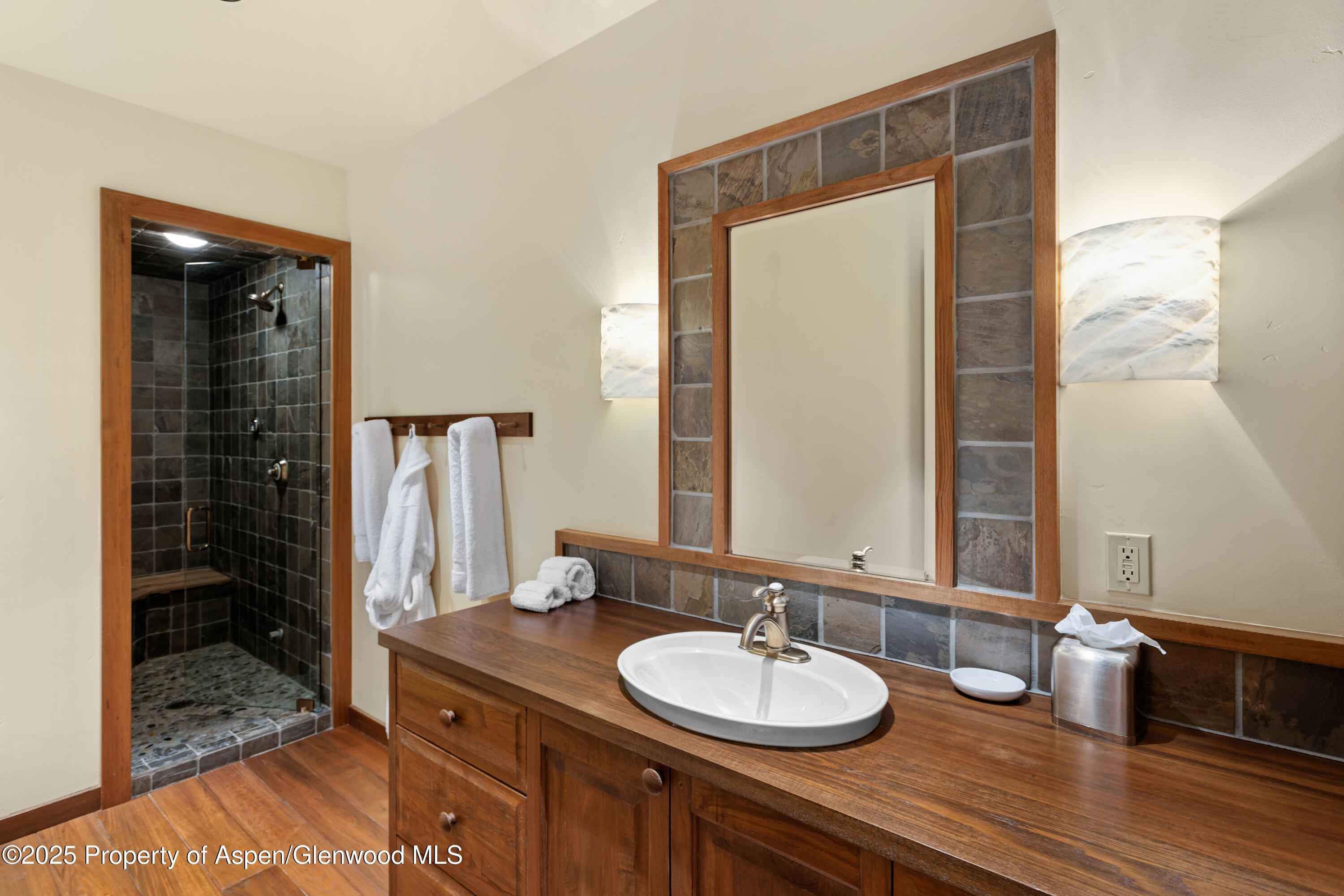 388 Exhibition Lane Property Photo 26