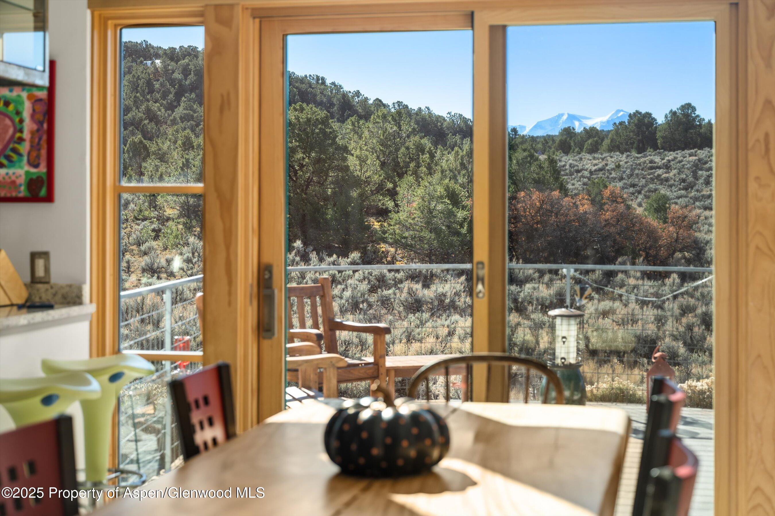525 Cactus Flats Road Property Photo 13