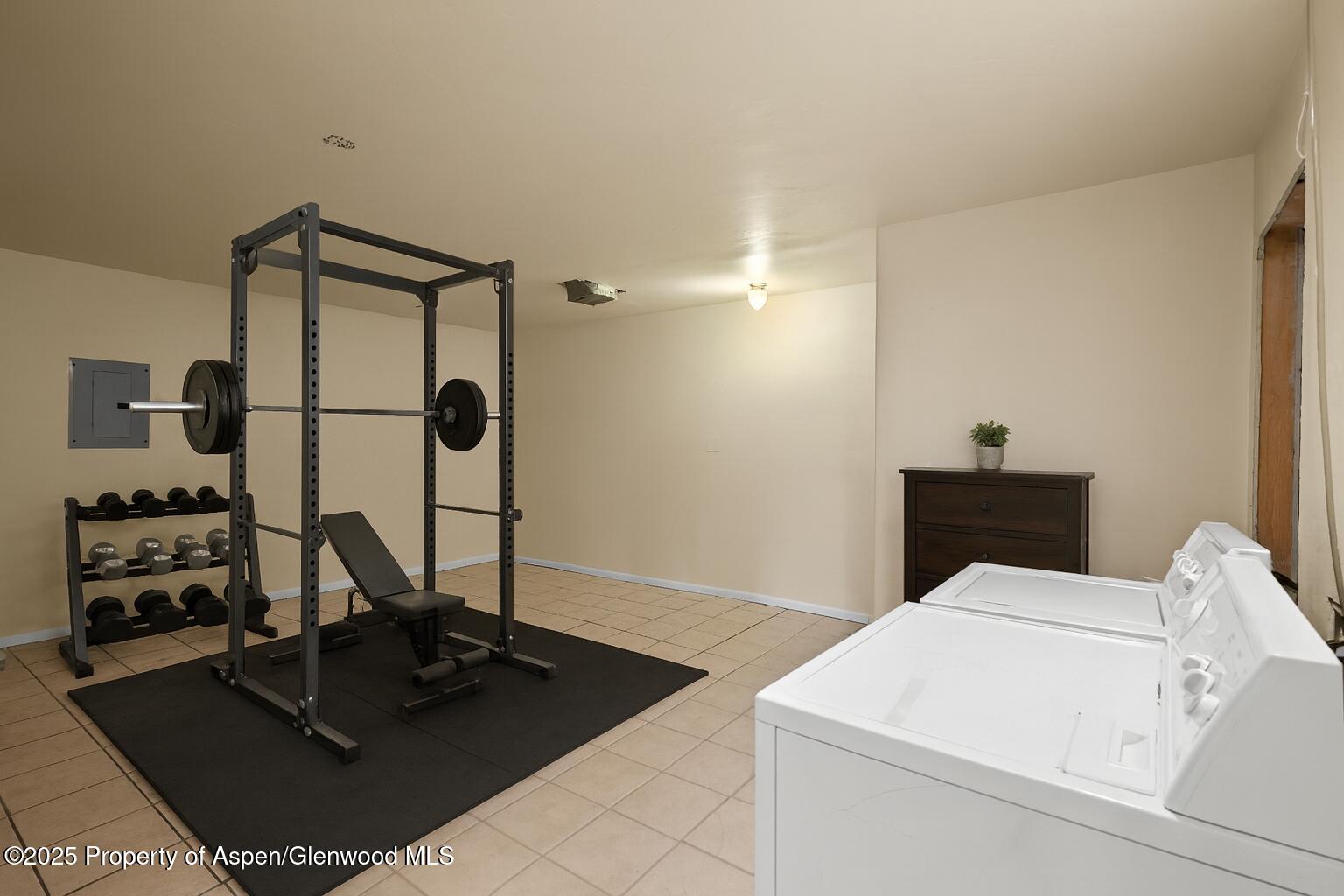 634 E First Street Property Photo 15