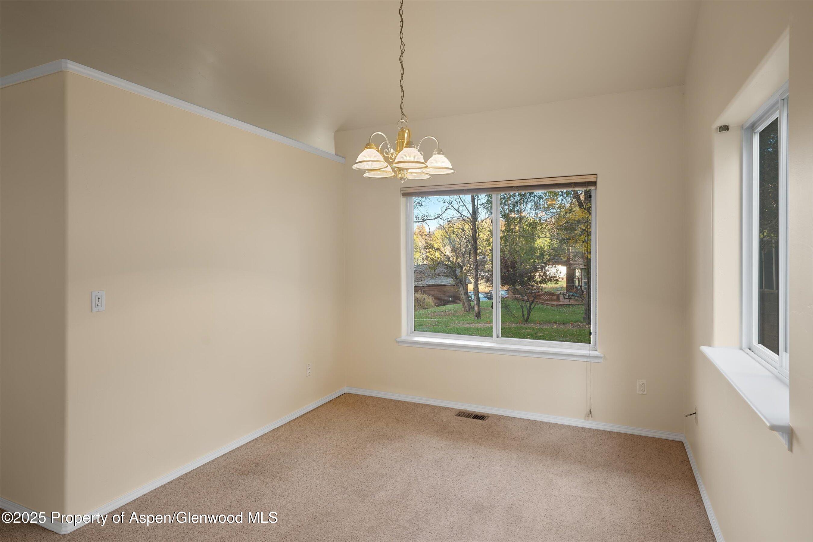 634 E First Street Property Photo 23